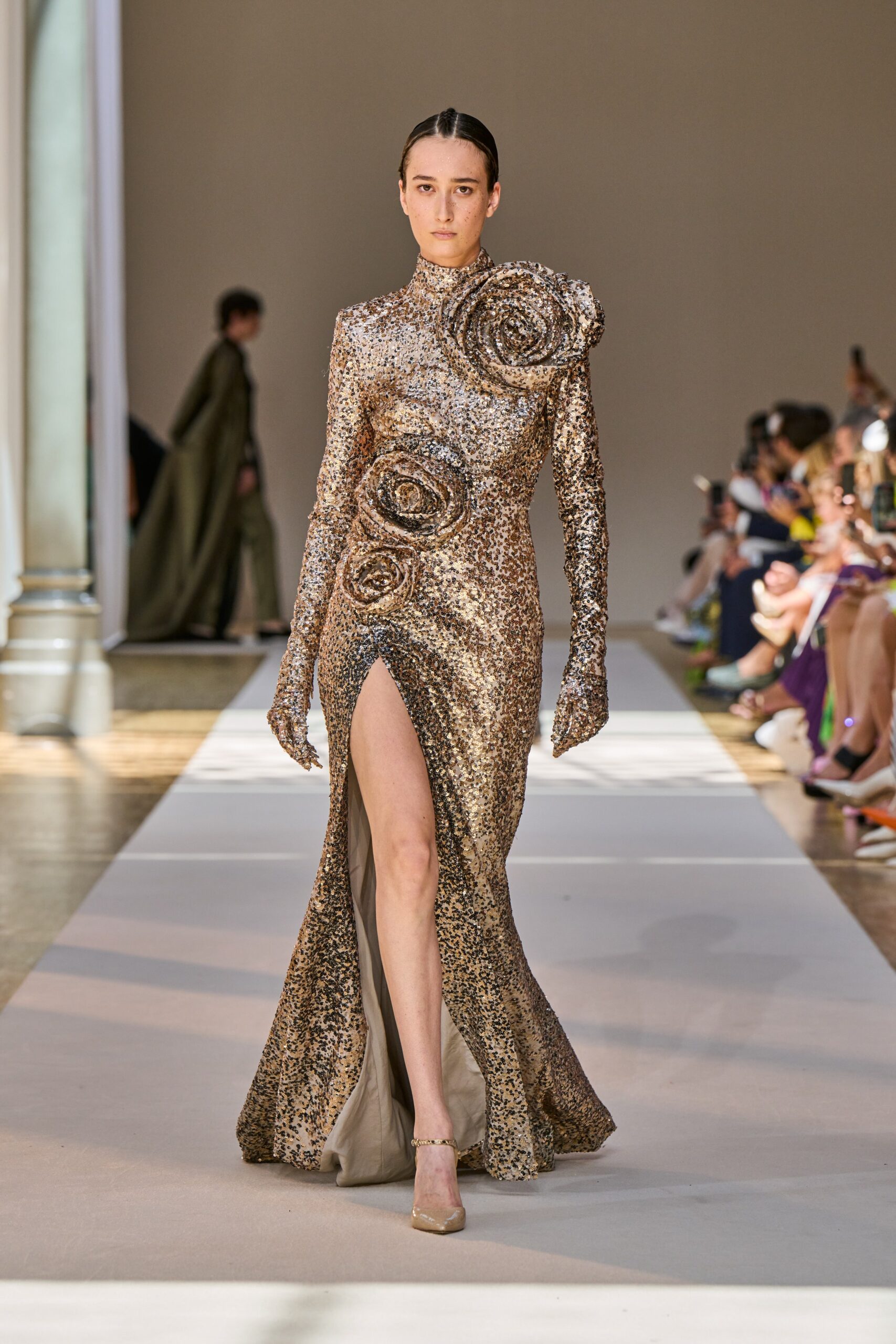 Elie Saab F/W 22 Couture Look 33