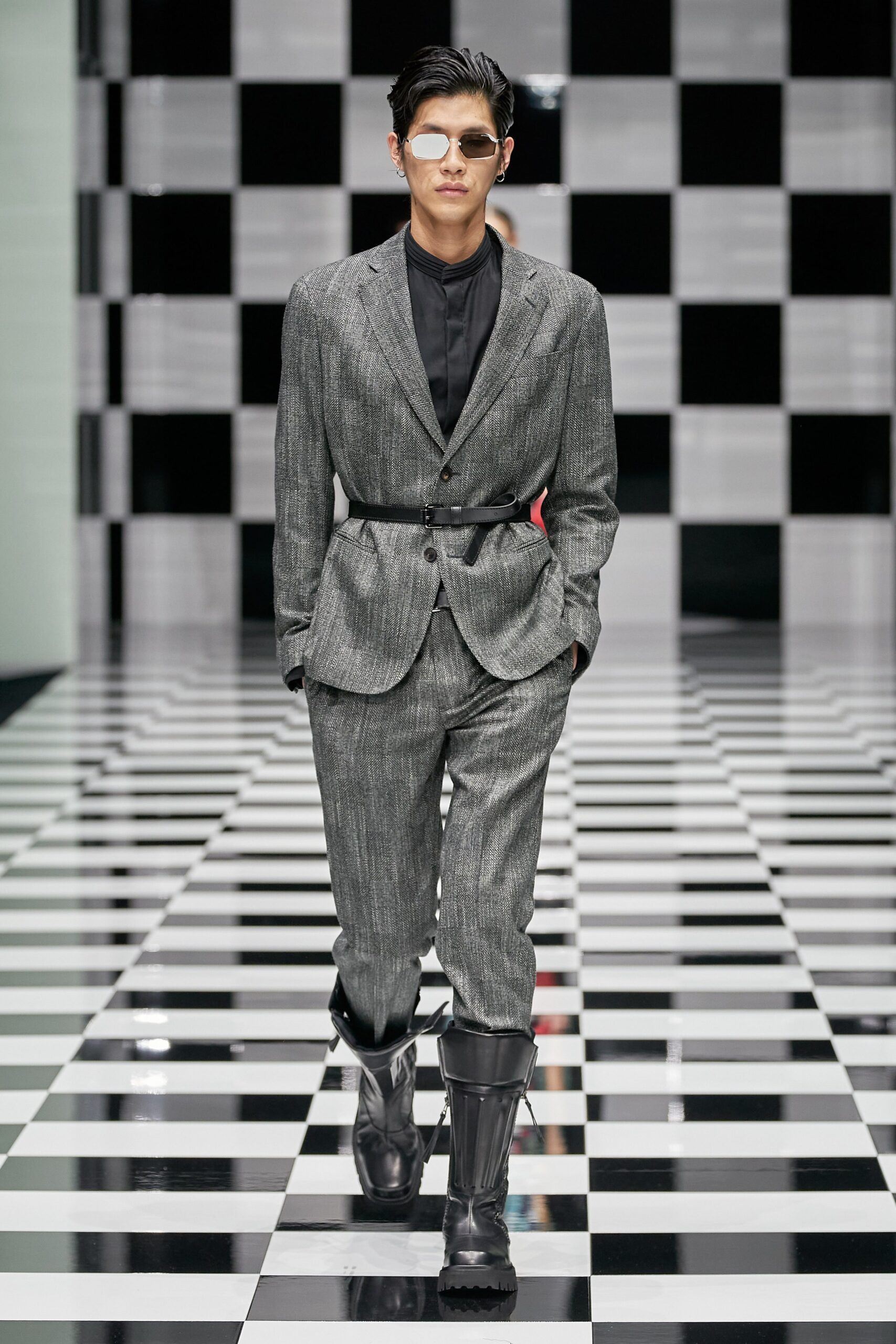 Emporio Armani F/W 22 Look 33