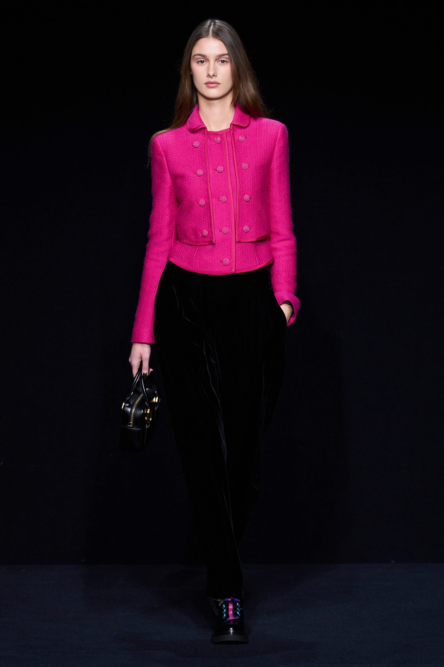 Emporio Armani F/W 23 Look 33