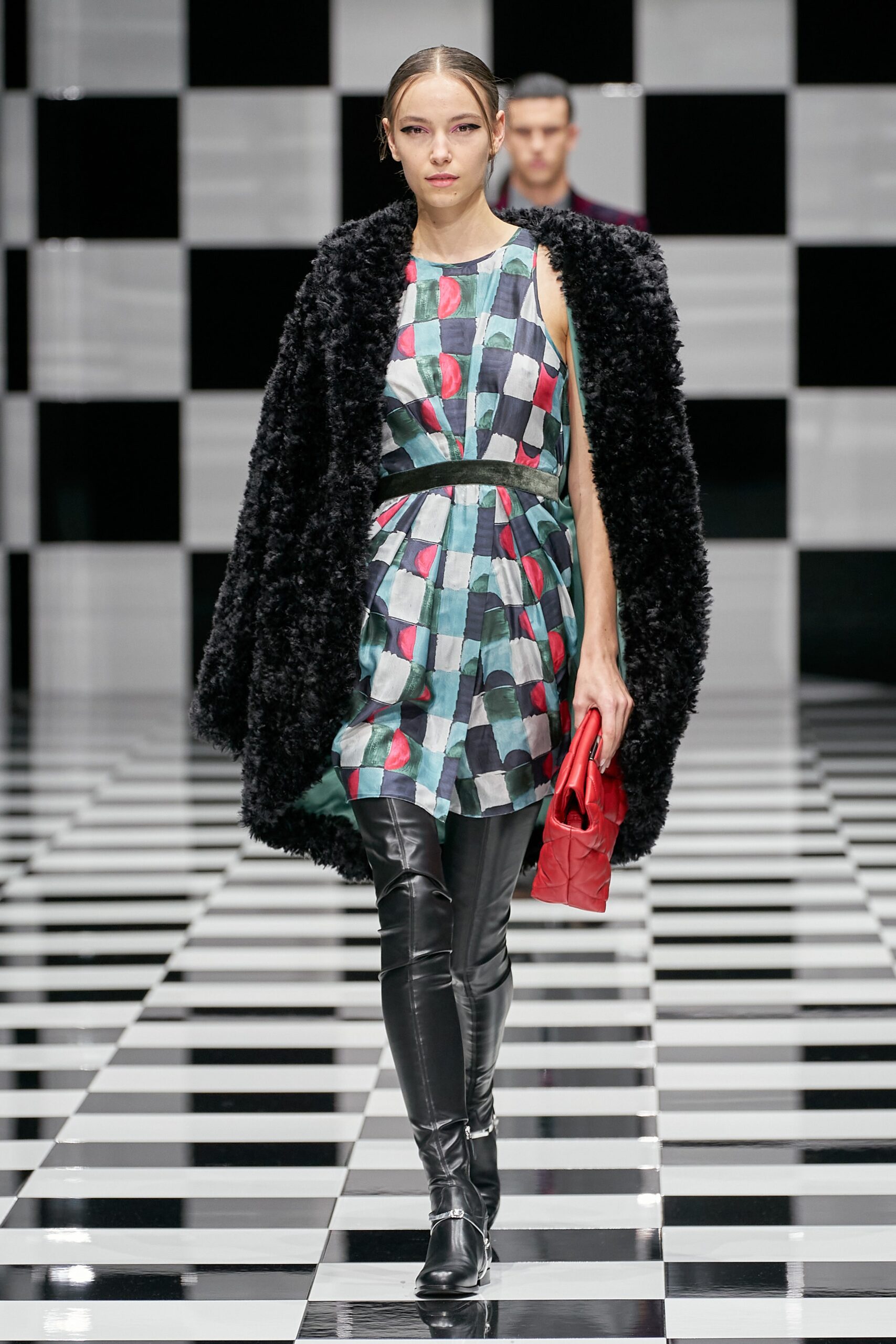 Emporio Armani F/W 22 Look 34