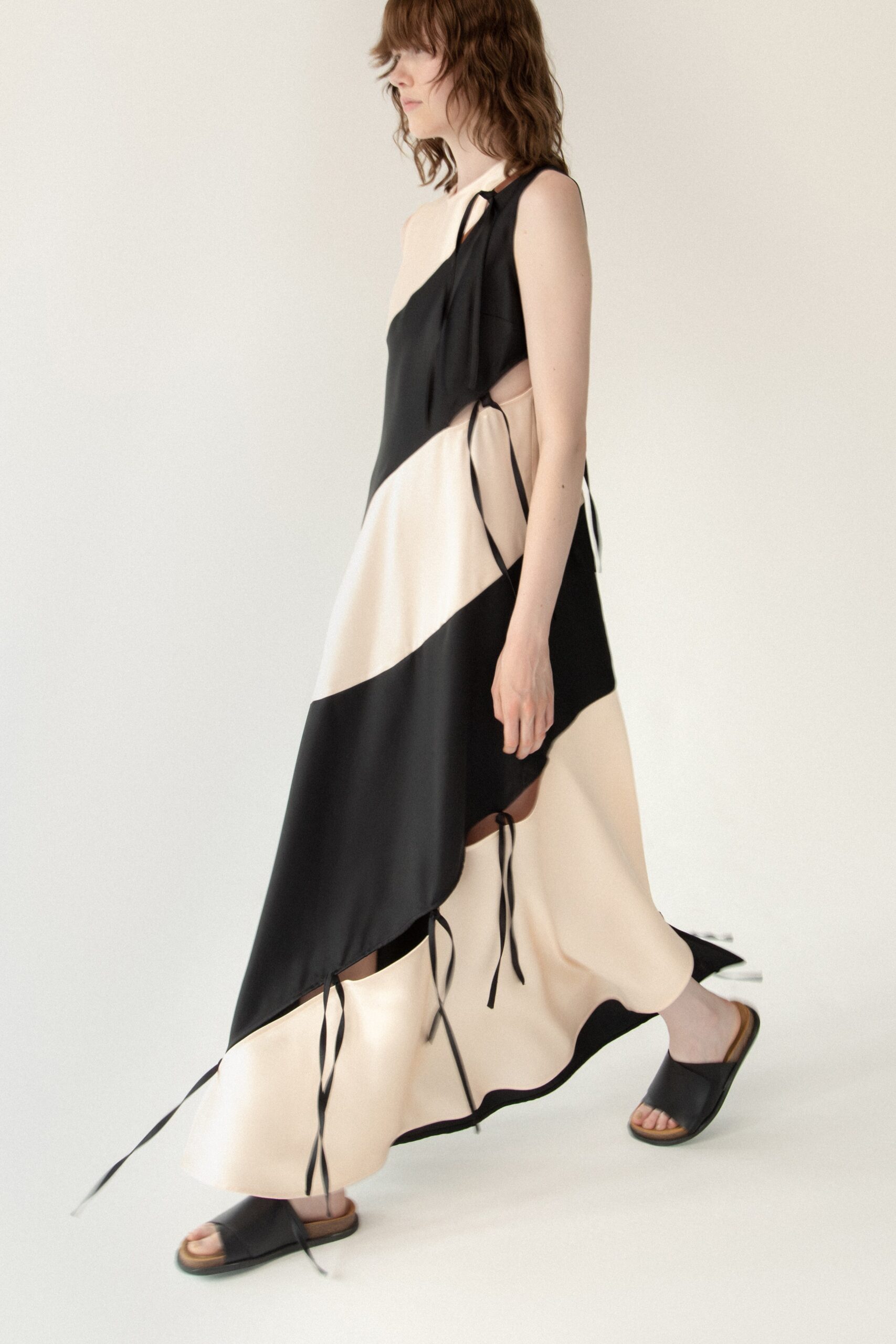 Eudon Choi Resort 24 Look 34