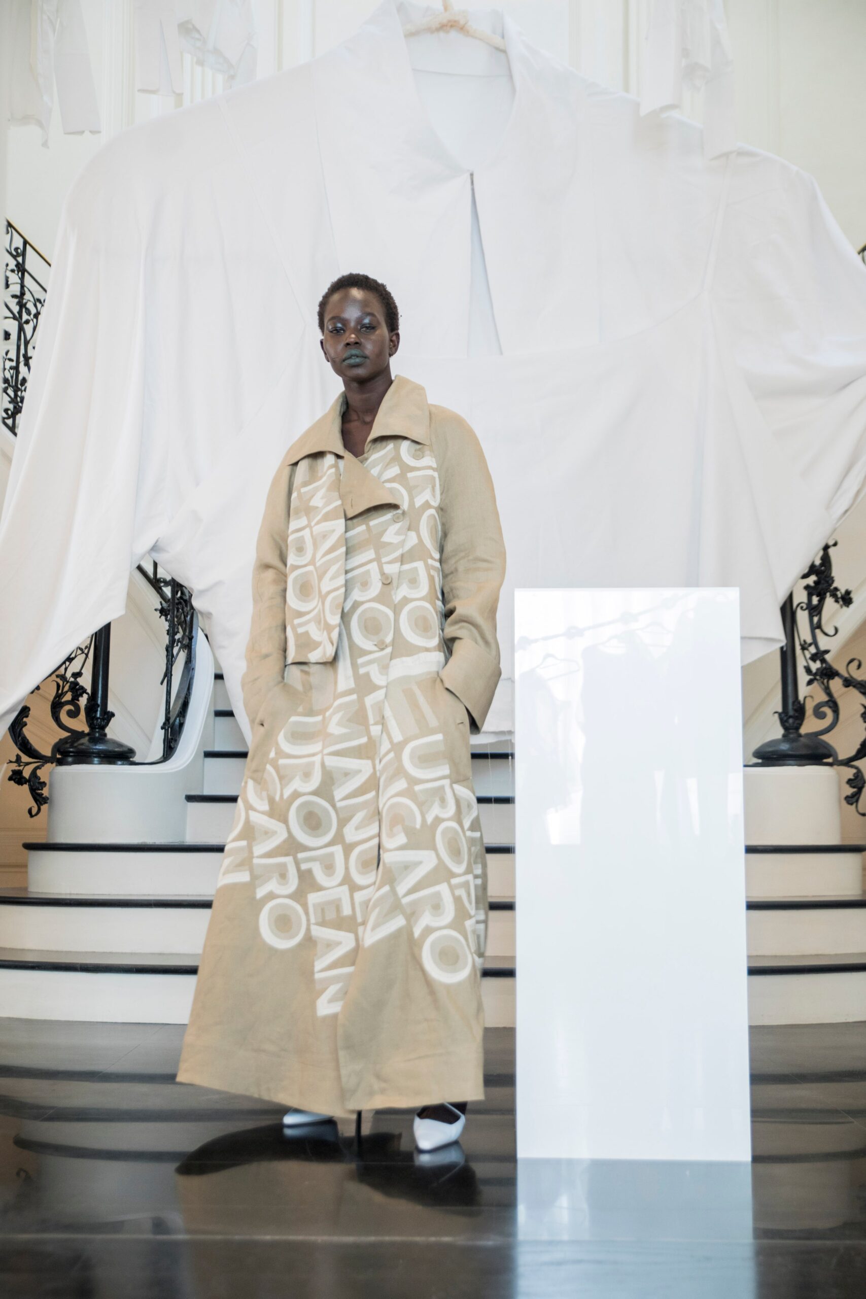 Emanuel Ungaro S/S 19 Look 35