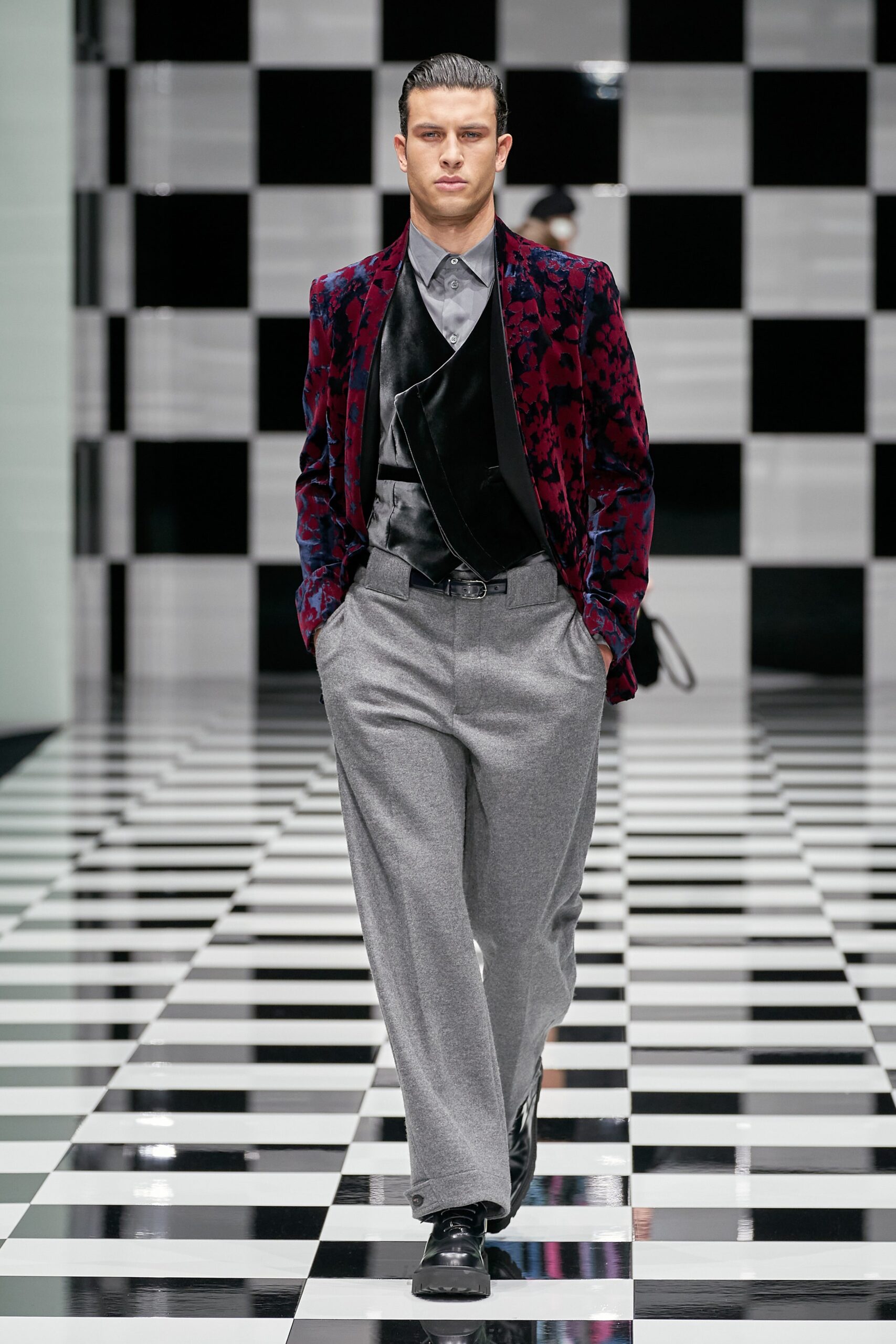 Emporio Armani F/W 22 Look 35
