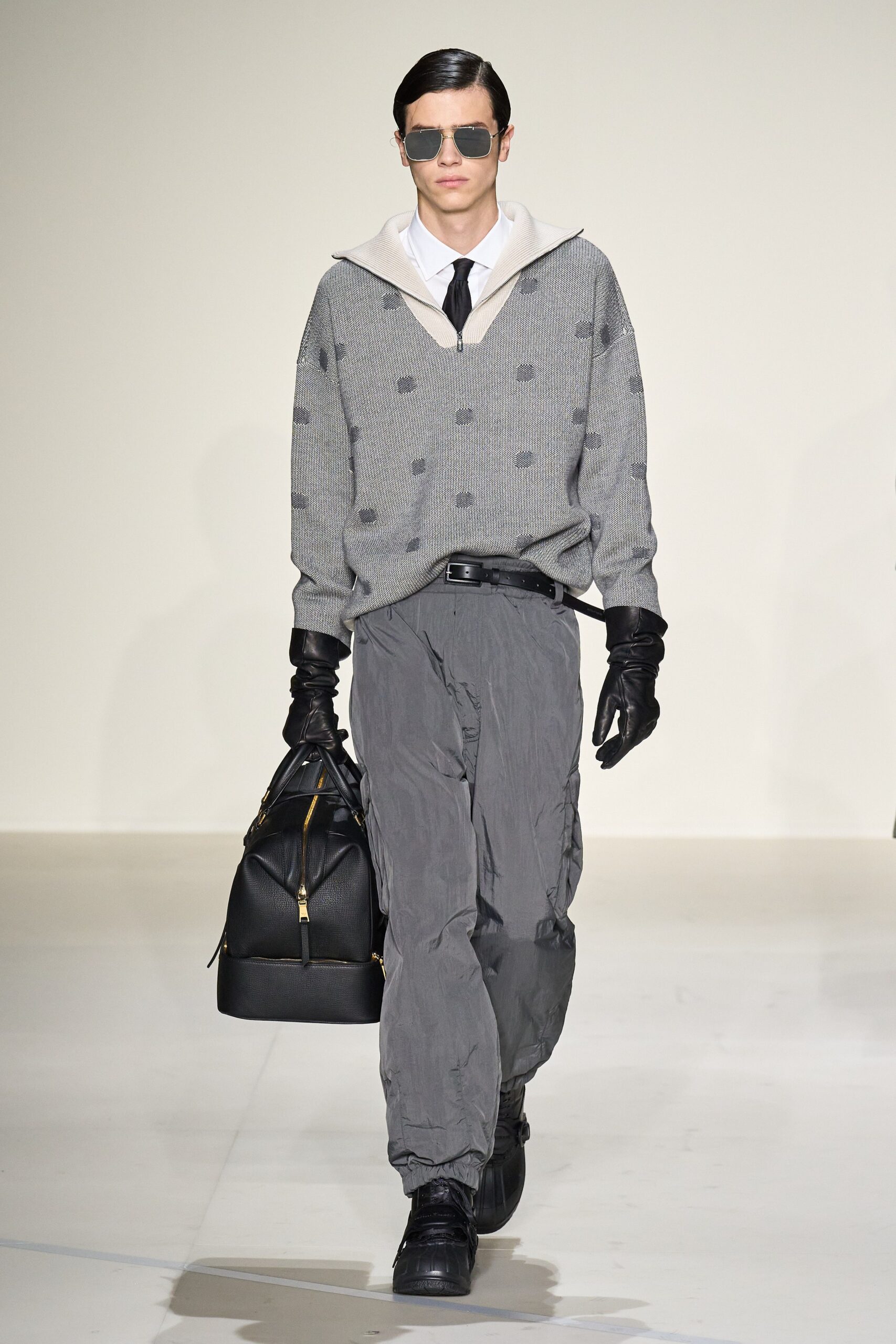 Emporio Armani F/W 23 Menswear Look 35