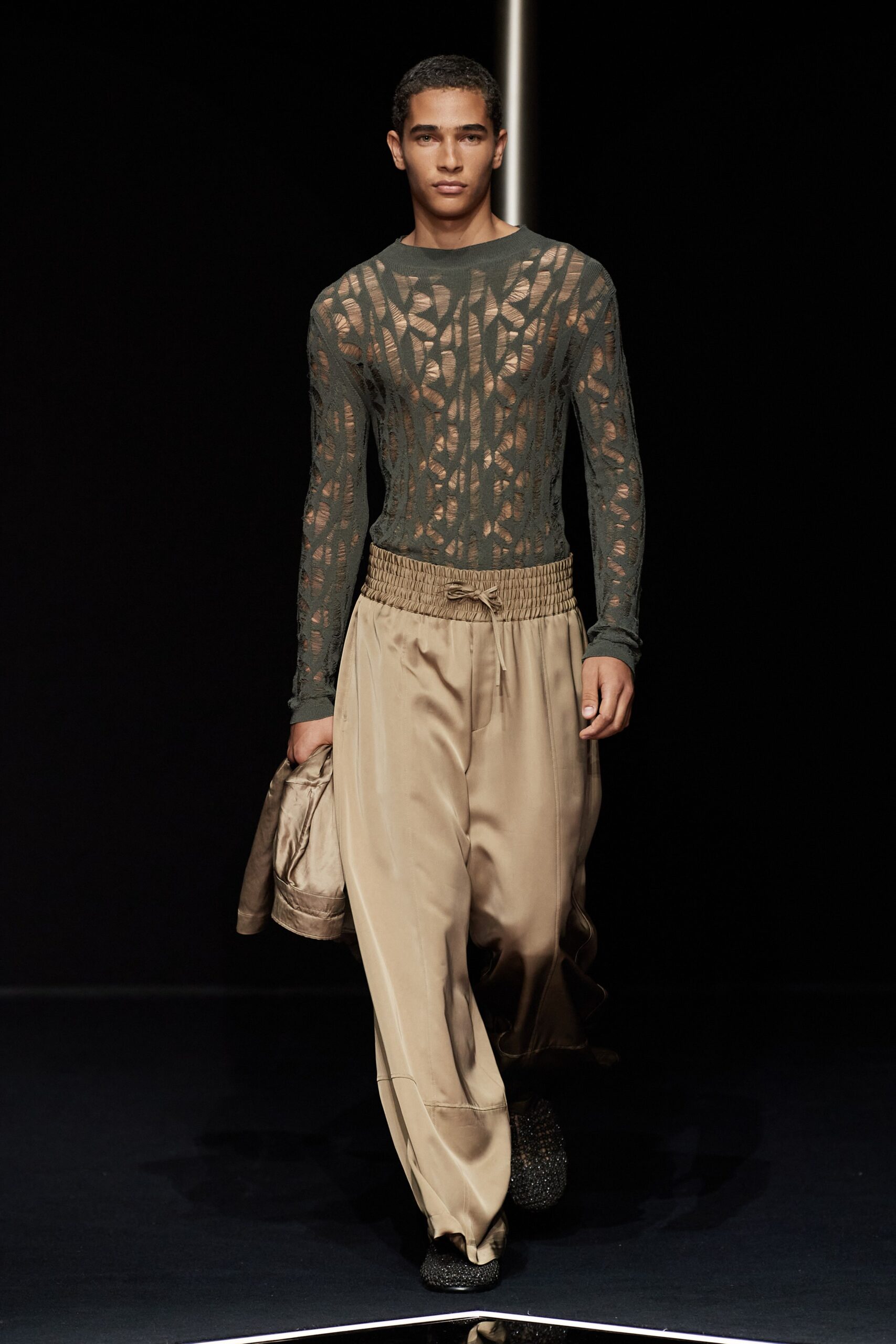 Emporio Armani S/S 24 Menswear Look 35