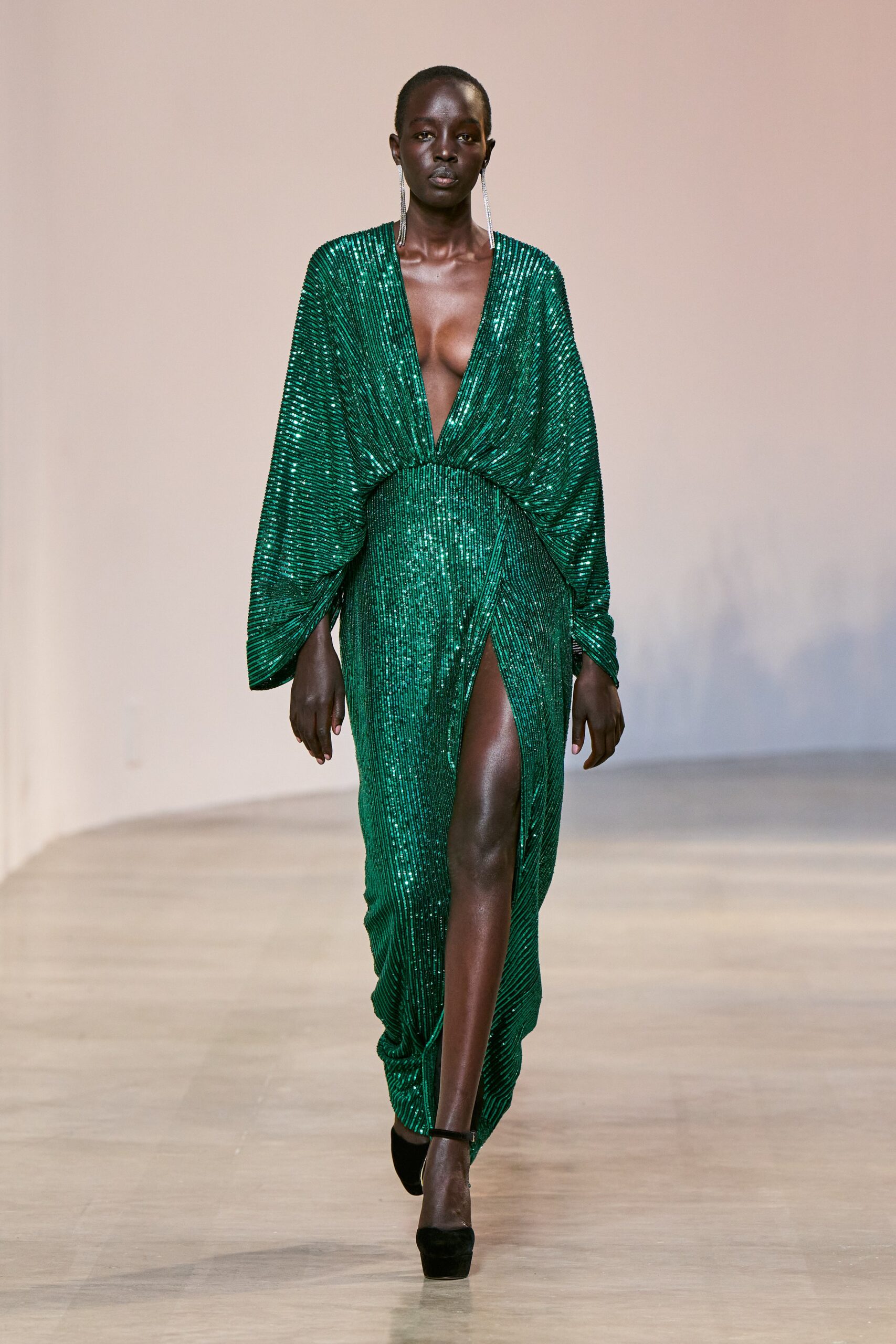 Elie Saab F/W 22 Look 36