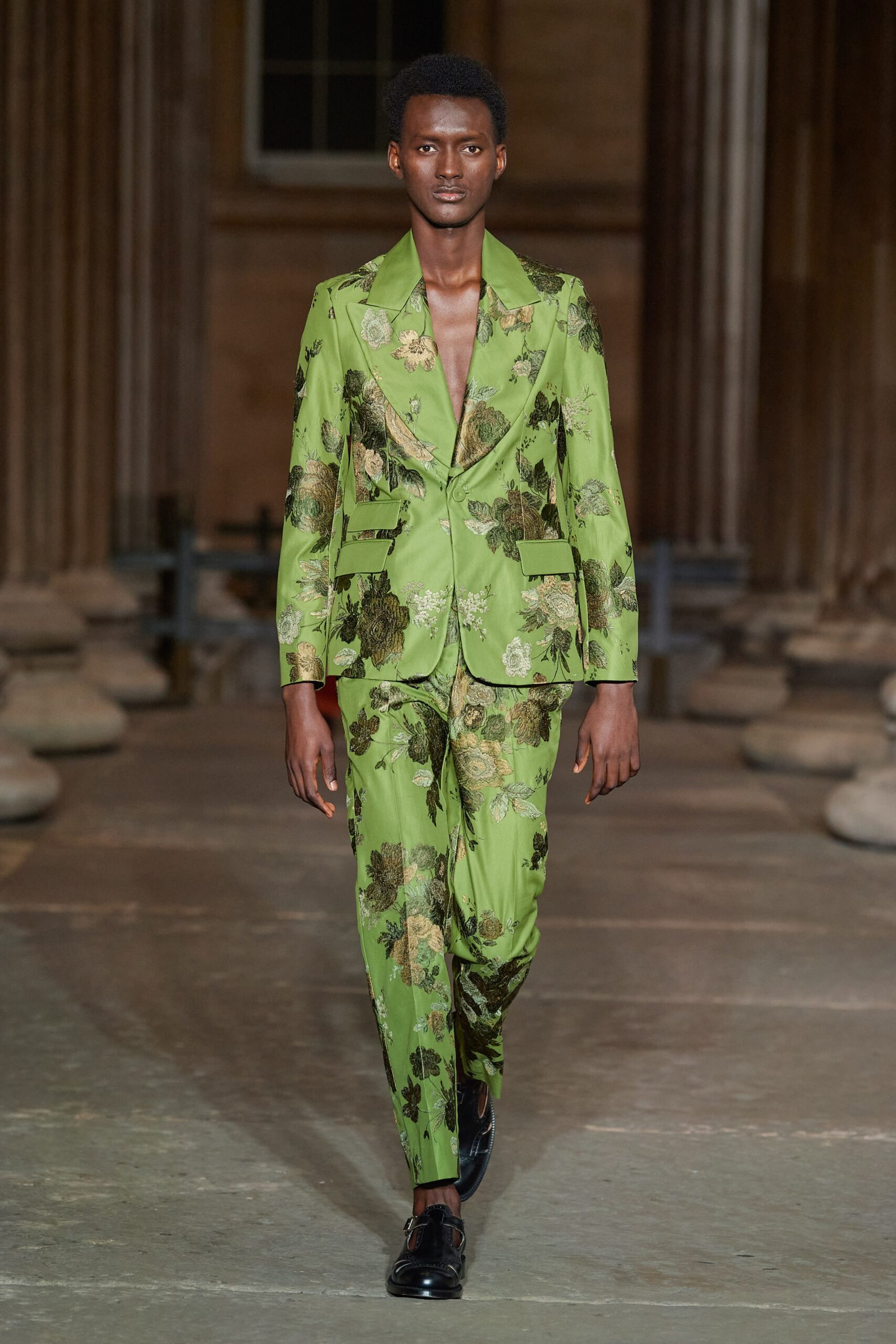 Erdem S/S 22 Look 37