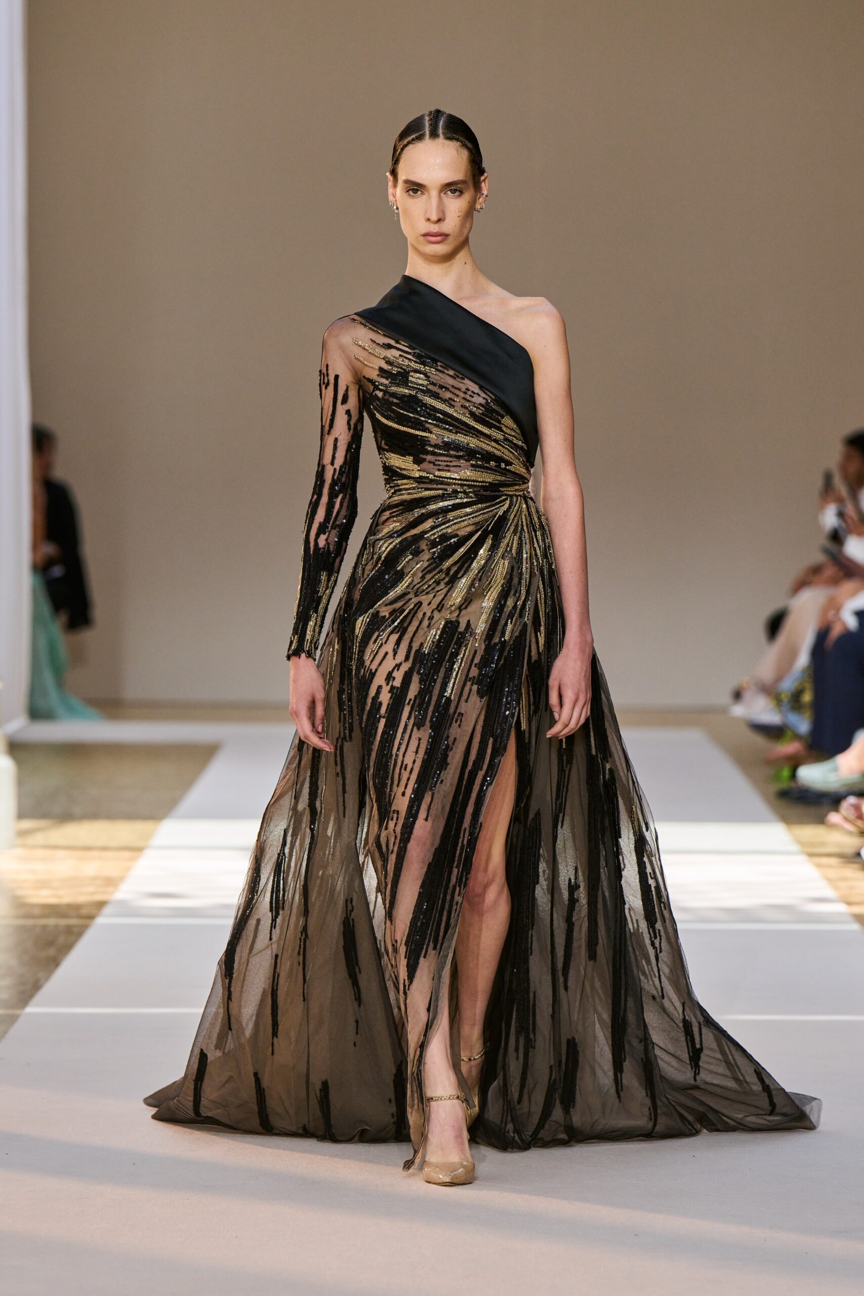Elie Saab F/W 22 Couture Look 37
