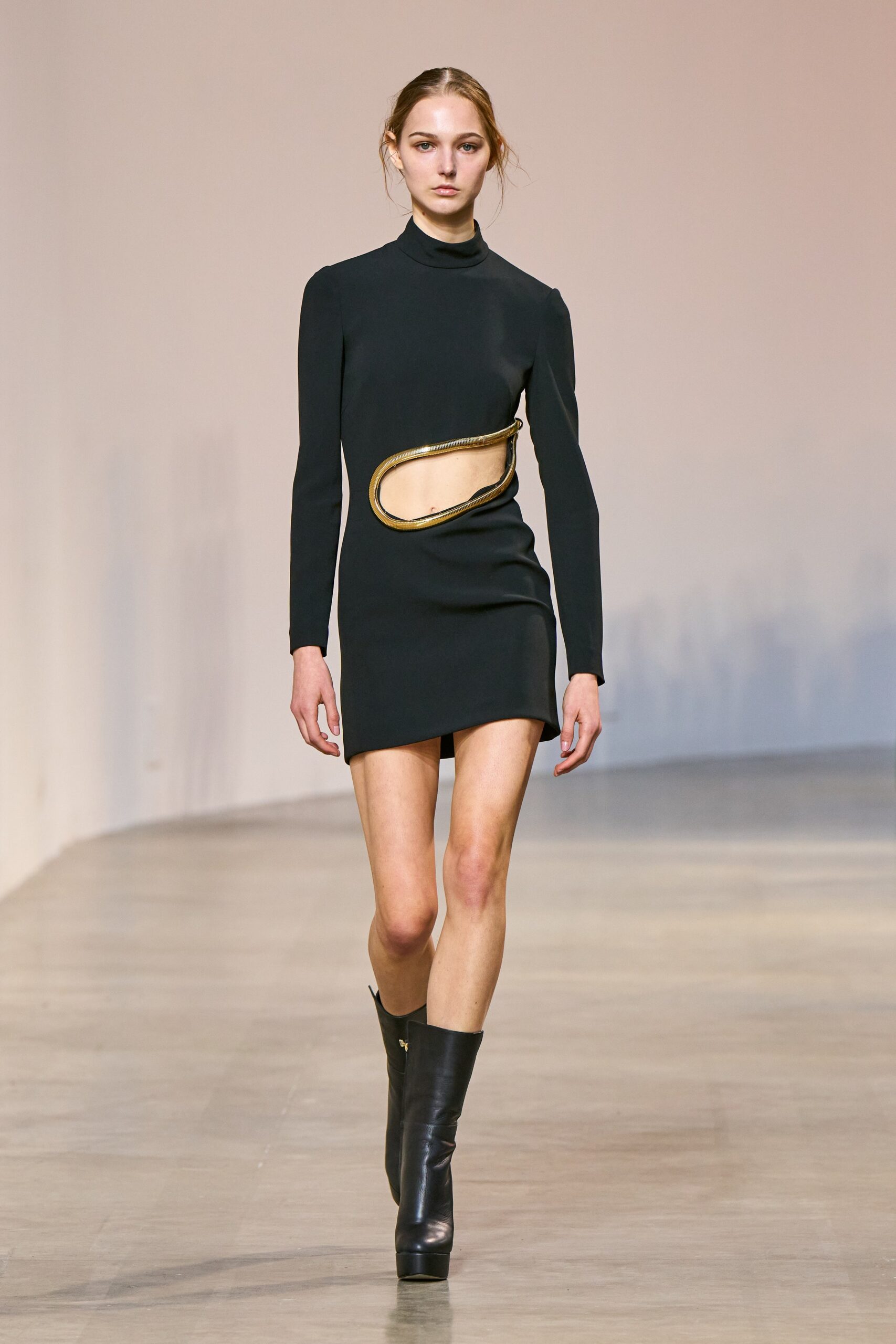 Elie Saab F/W 22 Look 37