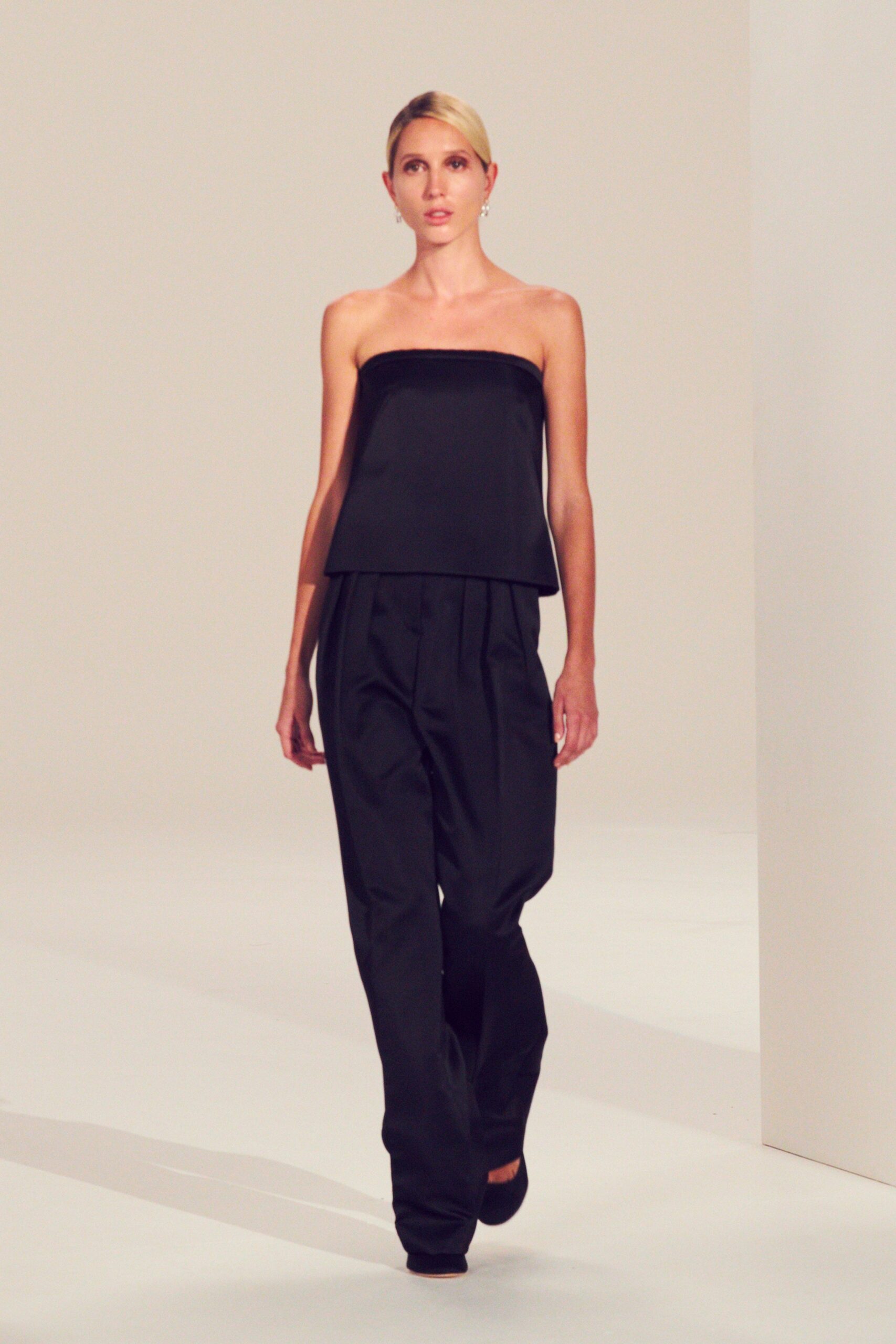Emilia Wickstead S/S 23 Look 39
