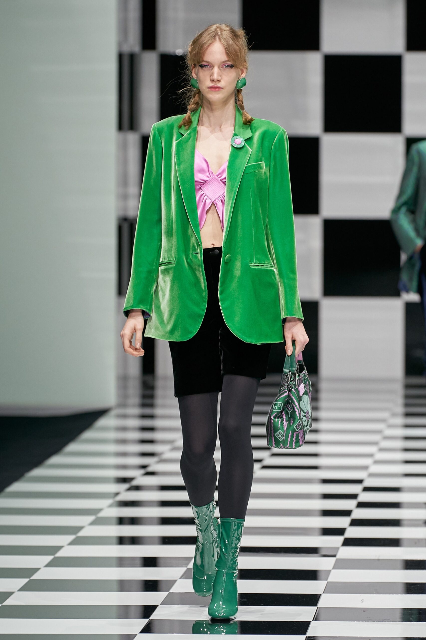 Emporio Armani F/W 22 Look 39