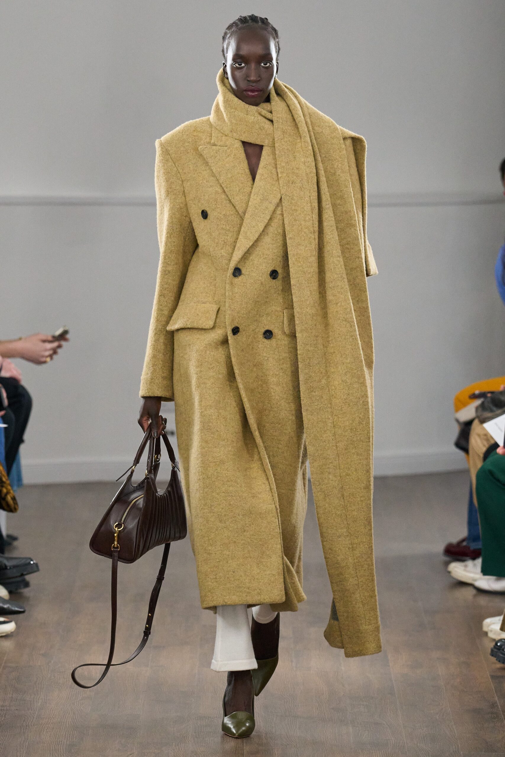 Eudon Choi F/W 23 Look 39