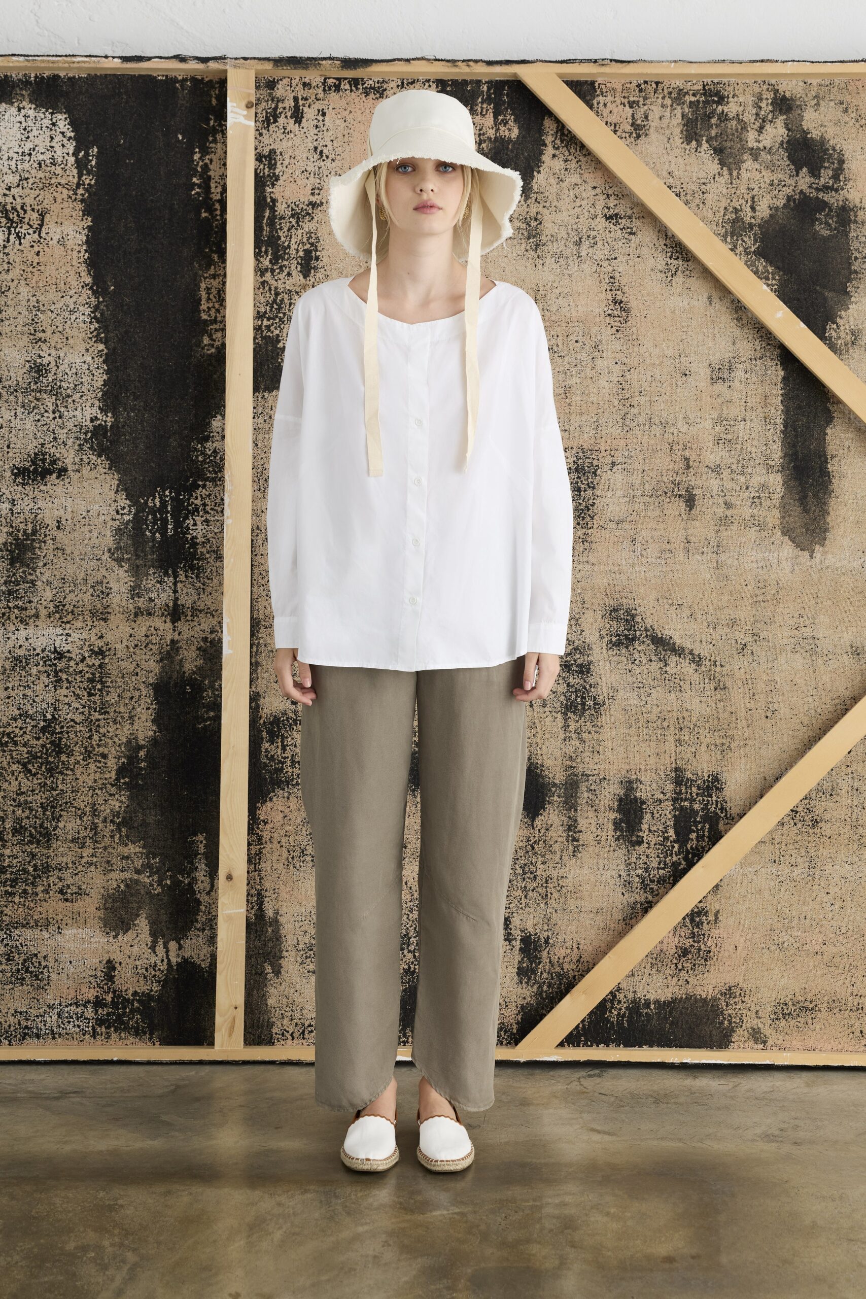 European Culture S/S 24 Look 39