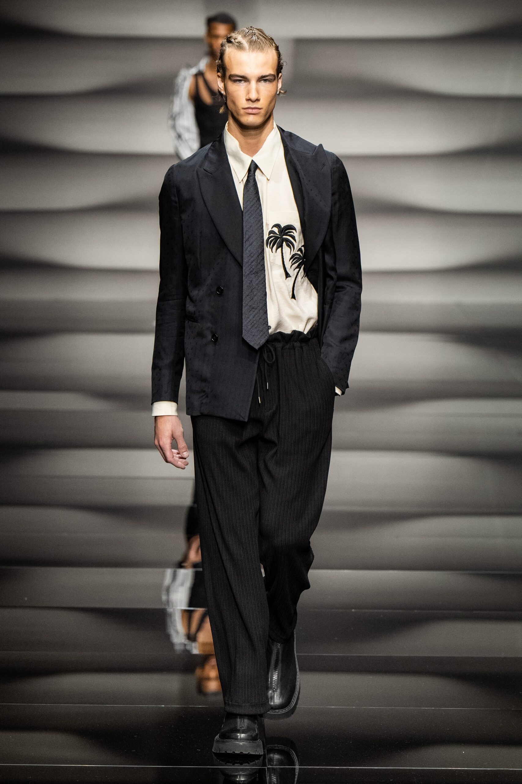 Emporio Armani S/S 23 Menswear Look 41