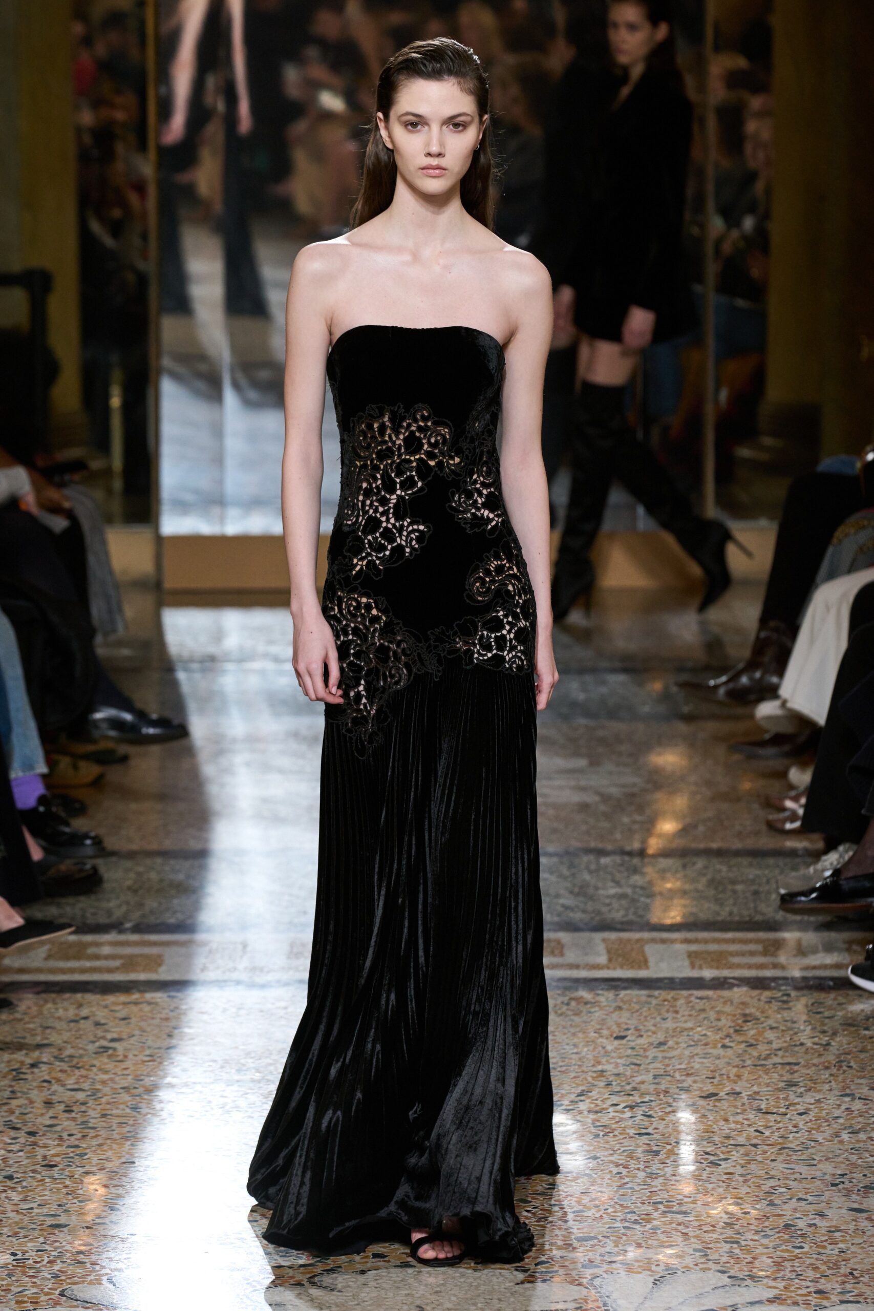 Ermanno Scervino F/W 23 Look 40