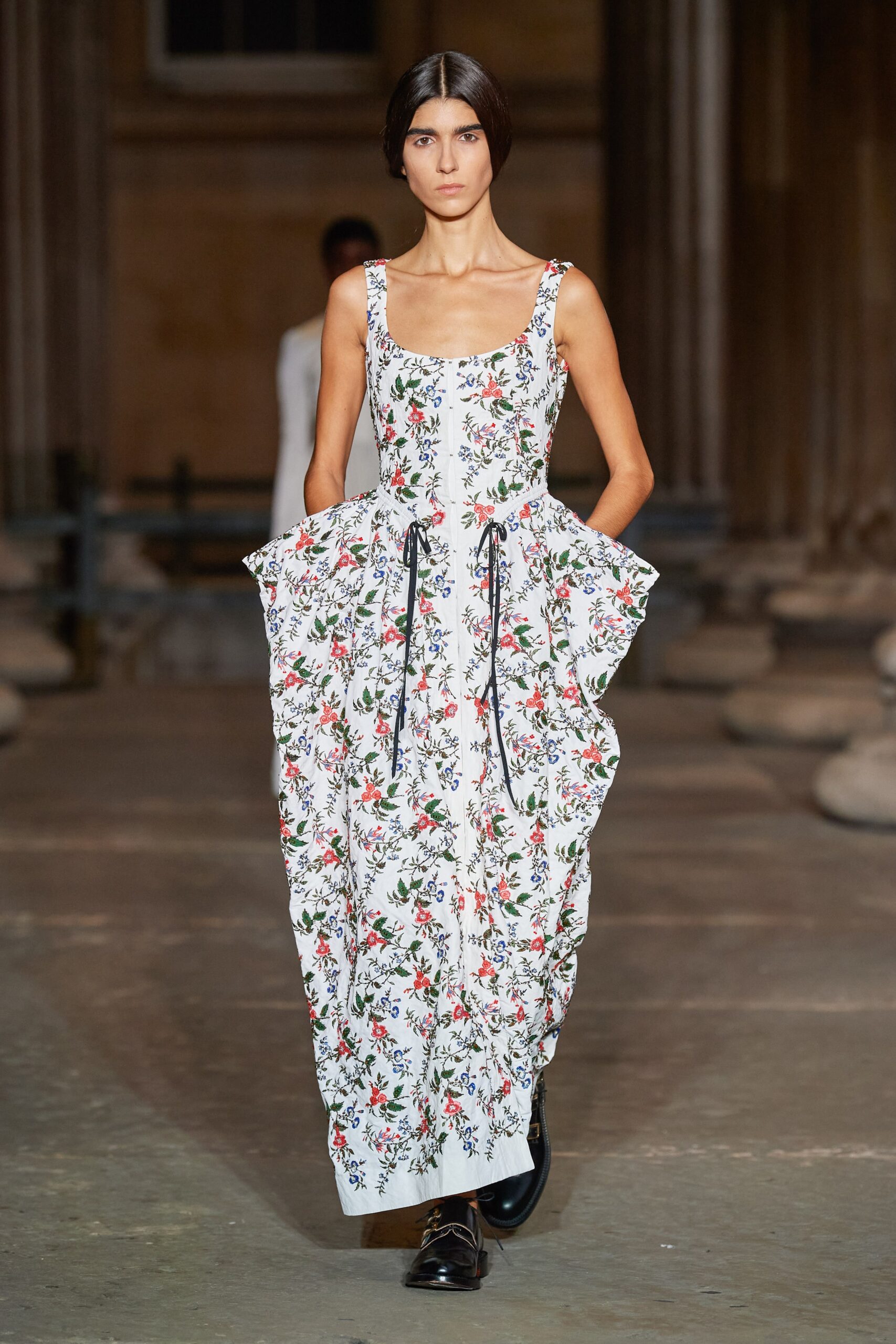 Erdem S/S 22 Look 42