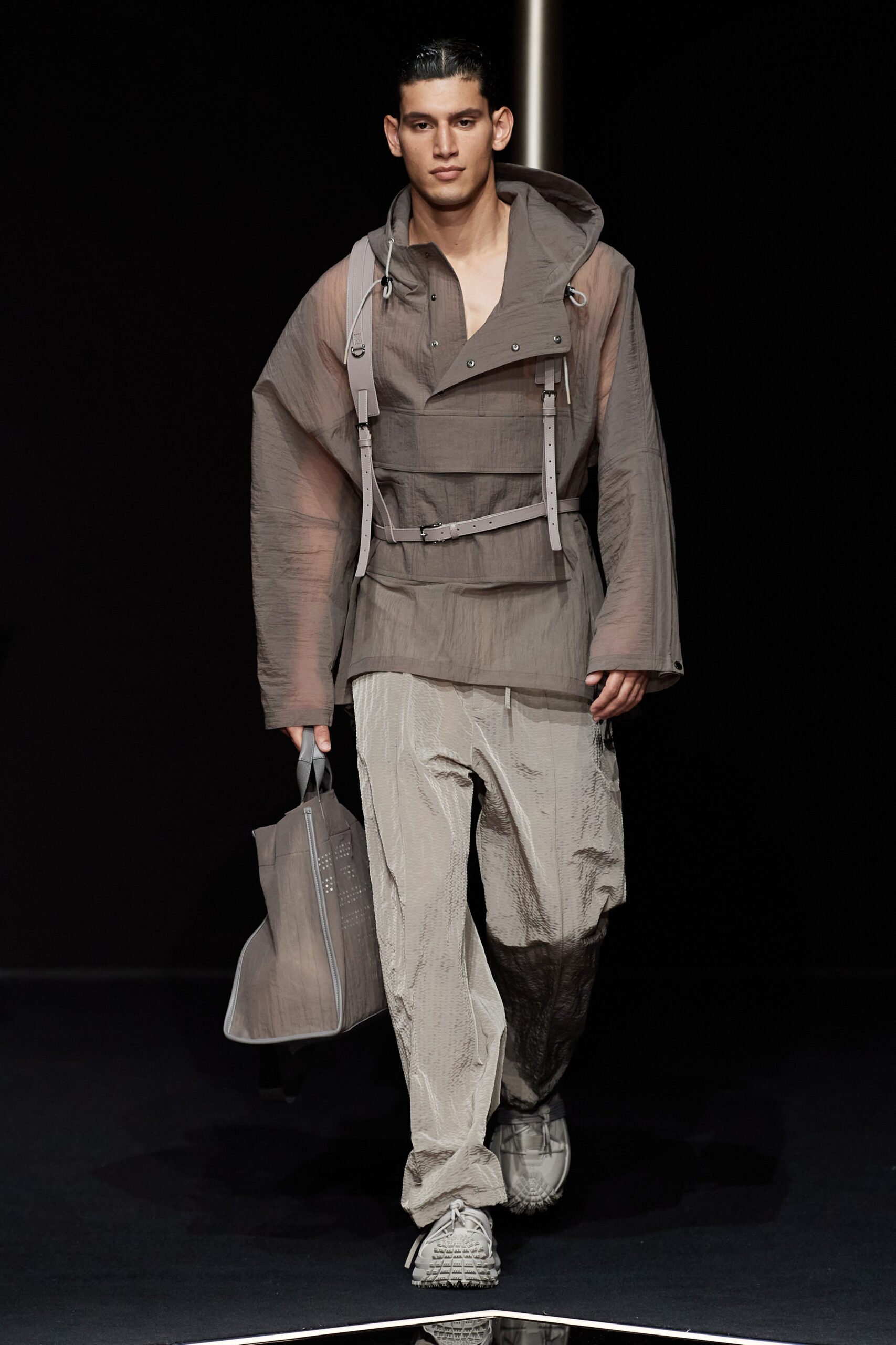 Emporio Armani S/S 24 Menswear Look 42
