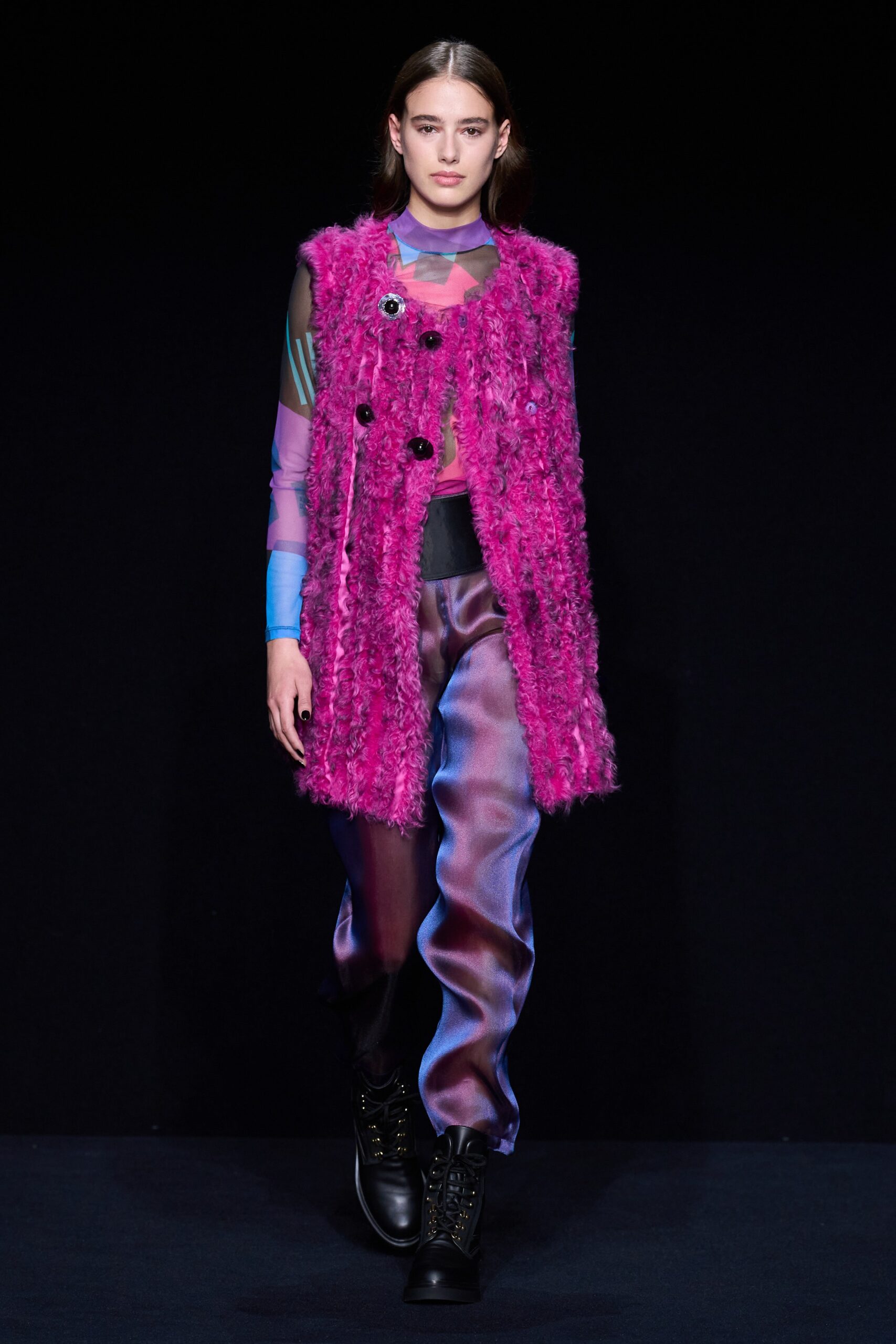 Emporio Armani F/W 23 Look 43