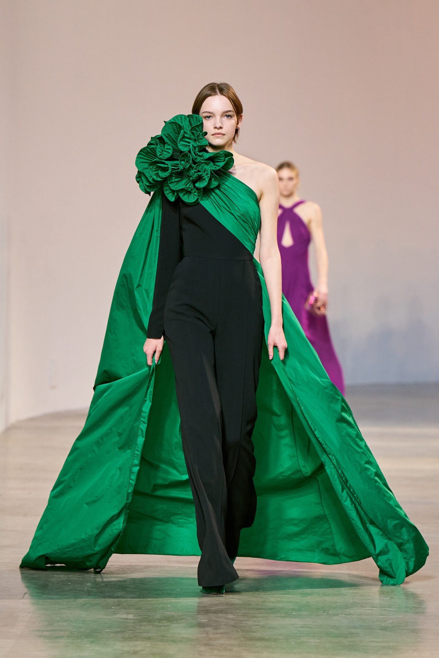 Elie Saab F/W 22 Look 44