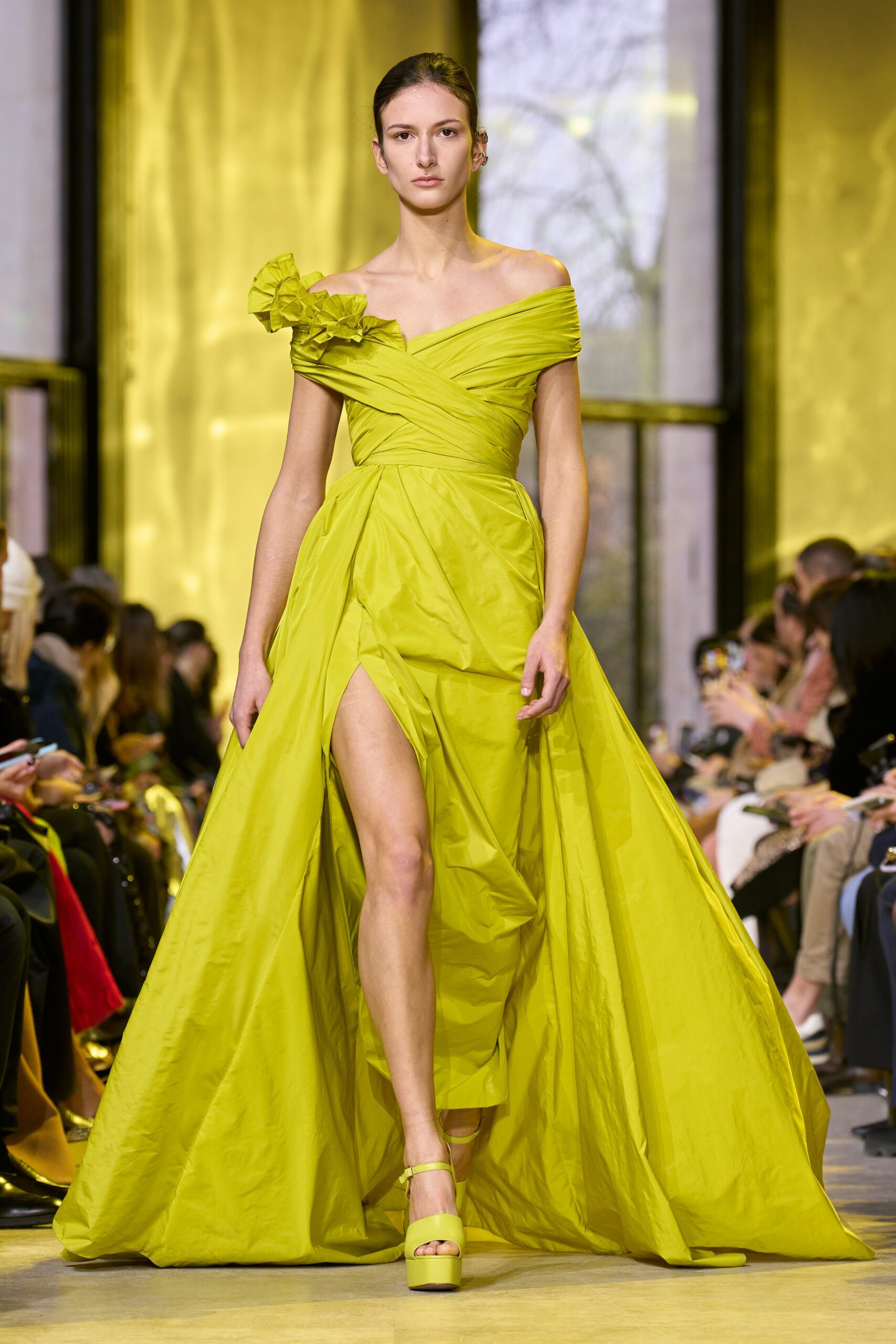 Elie Saab F/W 23 Look 44