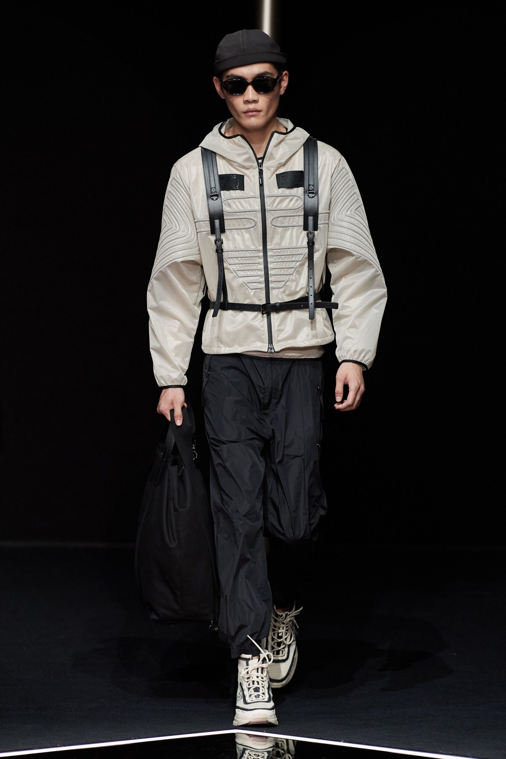 Emporio Armani S/S 24 Menswear Look 44