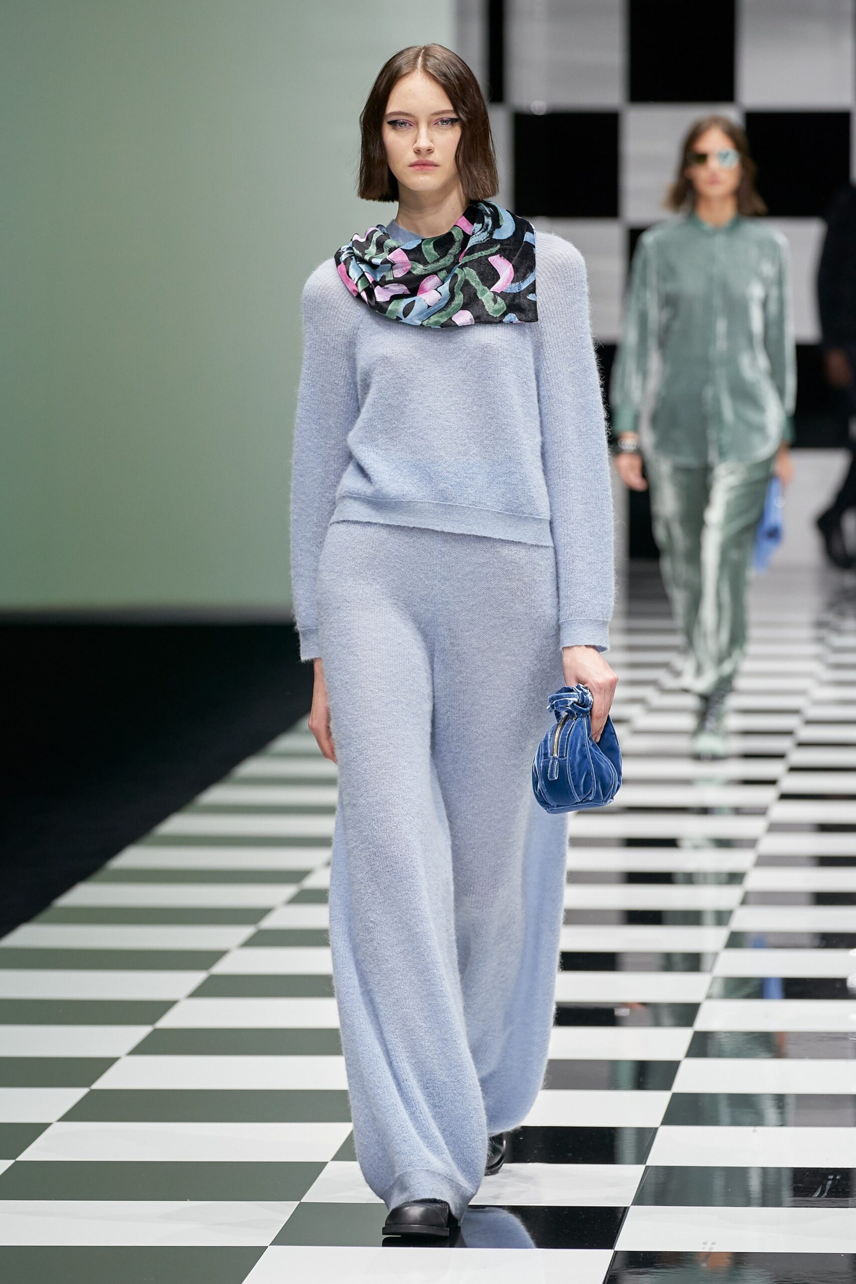 Emporio Armani F/W 22 Look 45