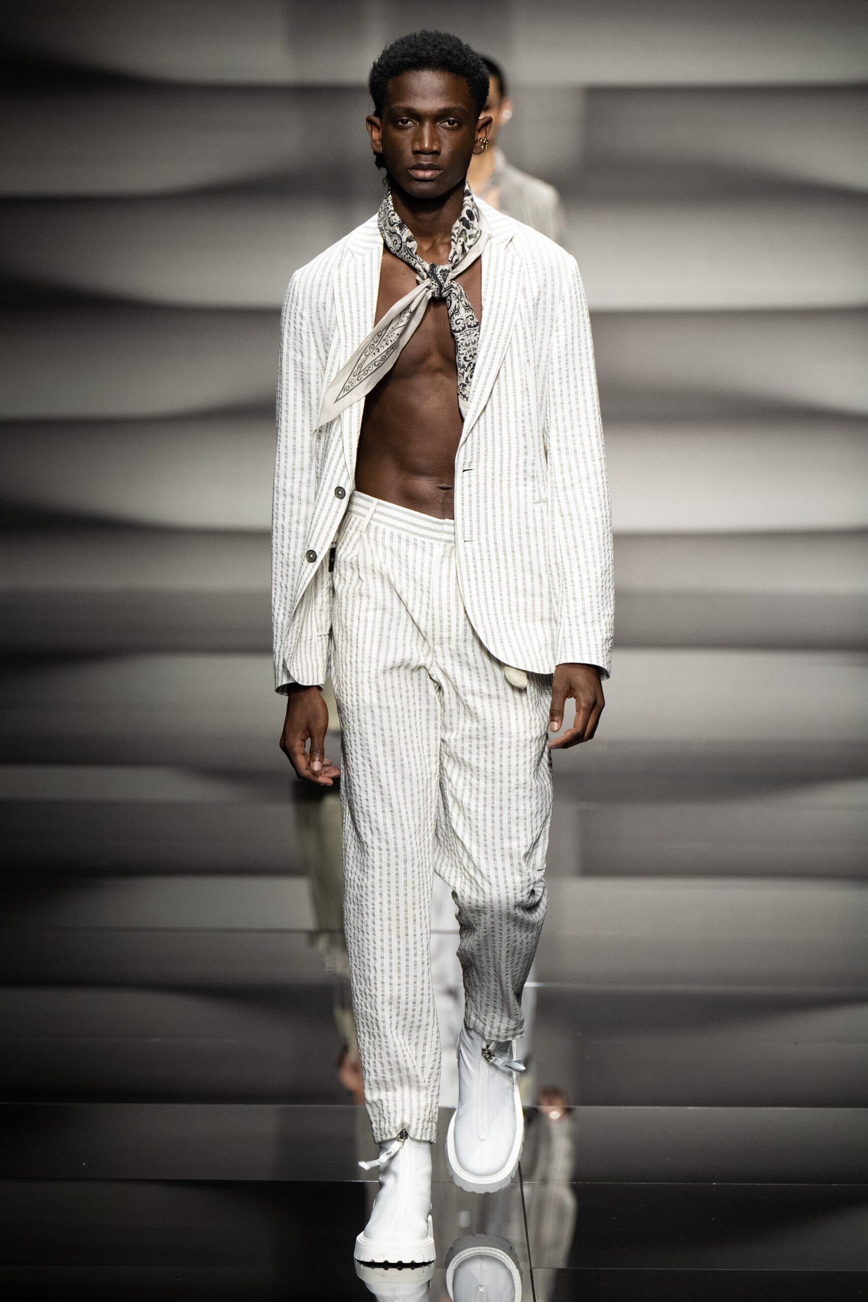 Emporio Armani S/S 23 Menswear Look 45