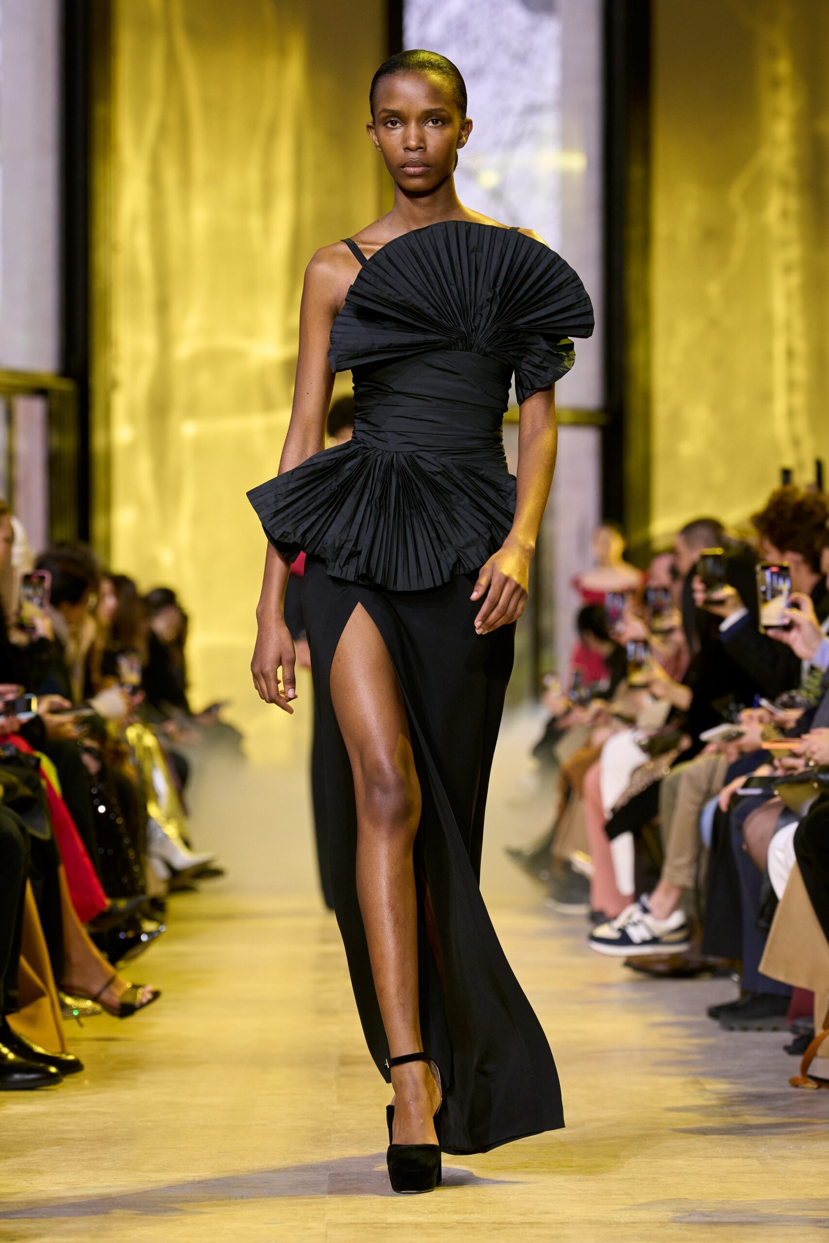 Elie Saab F/W 23 Look 46