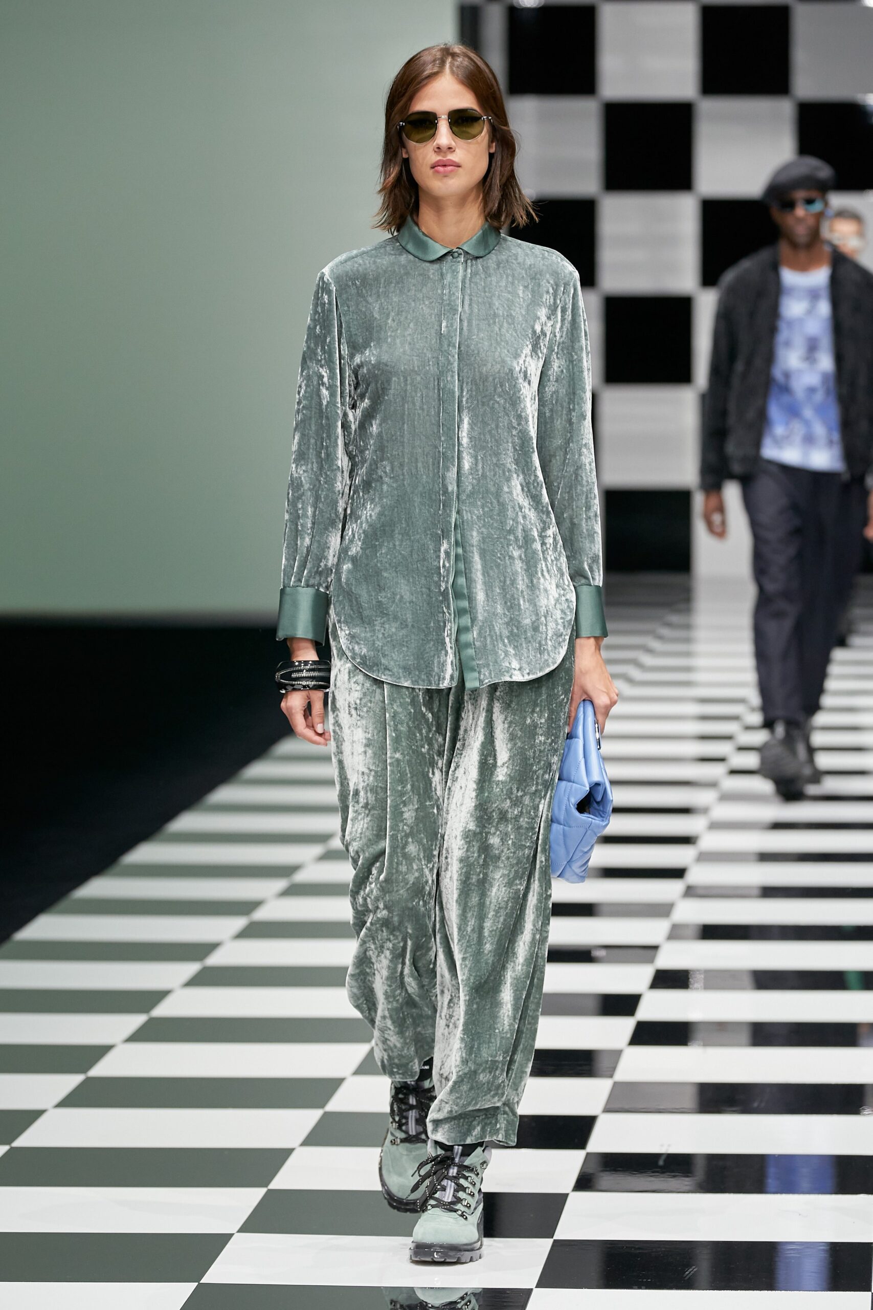 Emporio Armani F/W 22 Look 48