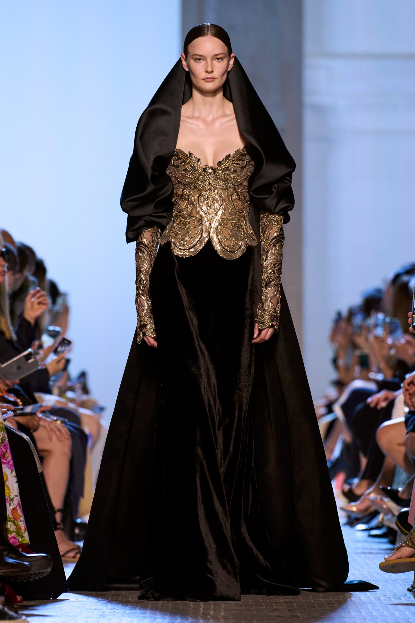 Elie Saab F/W 23 Couture Look 49