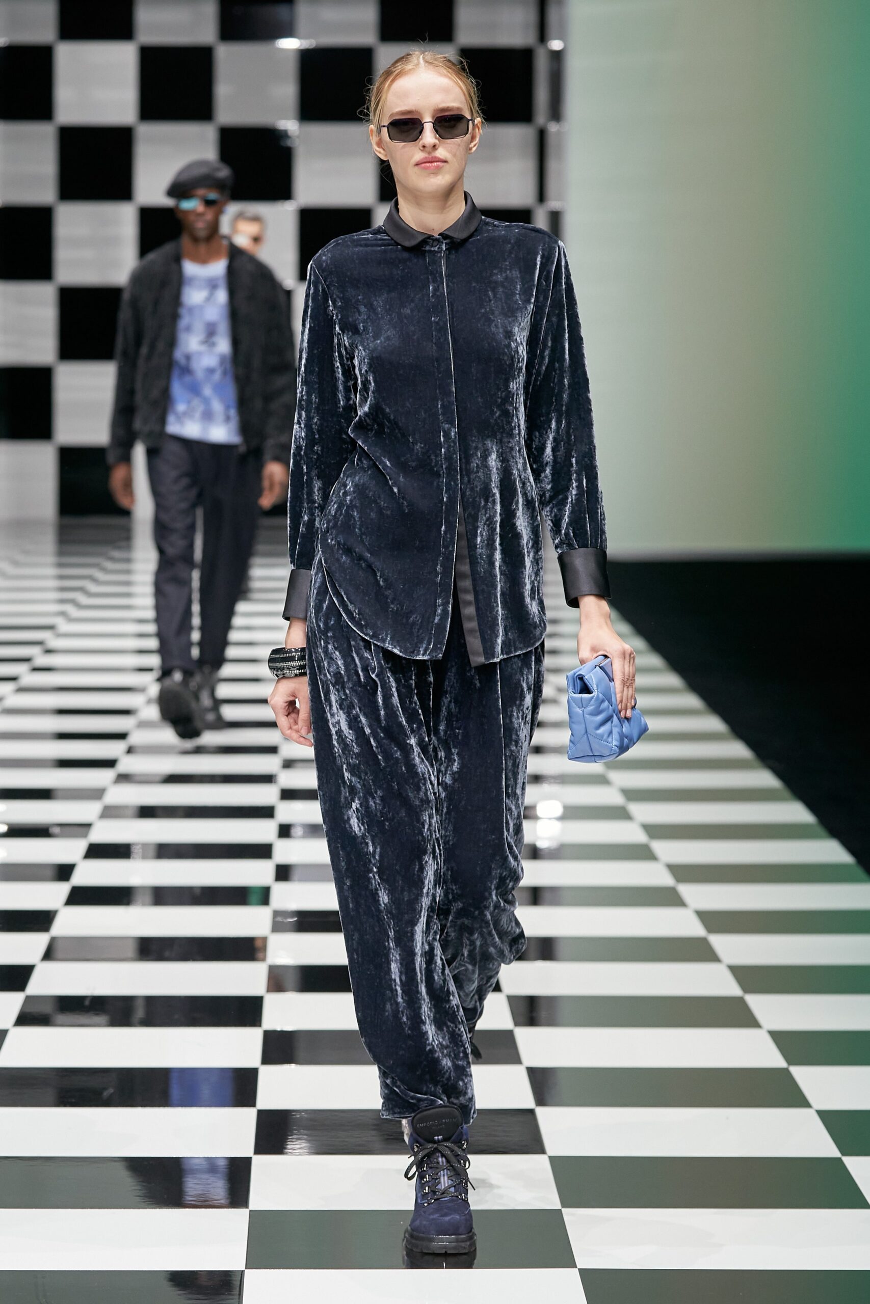 Emporio Armani F/W 22 Look 49