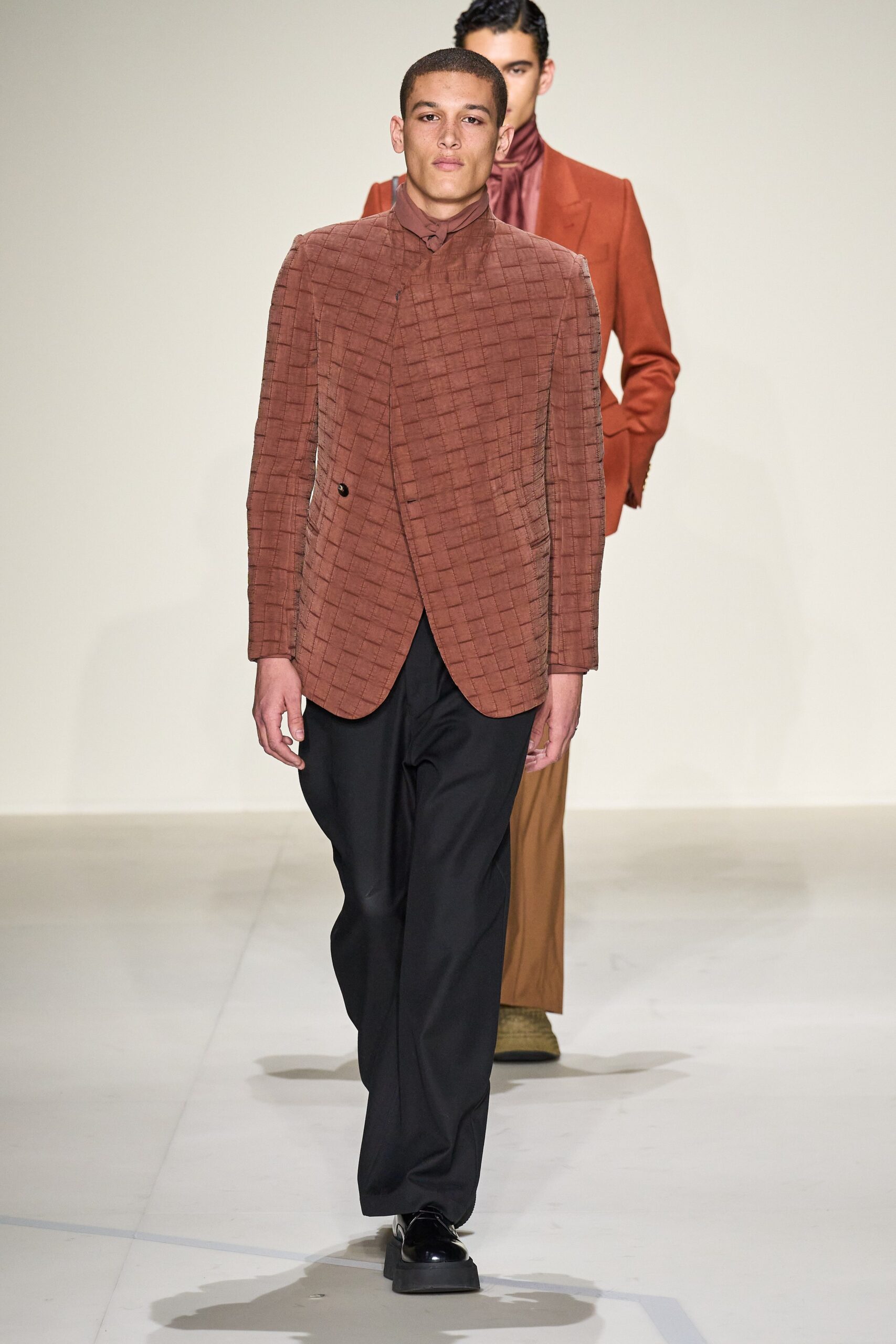 Emporio Armani F/W 23 Menswear Look 49