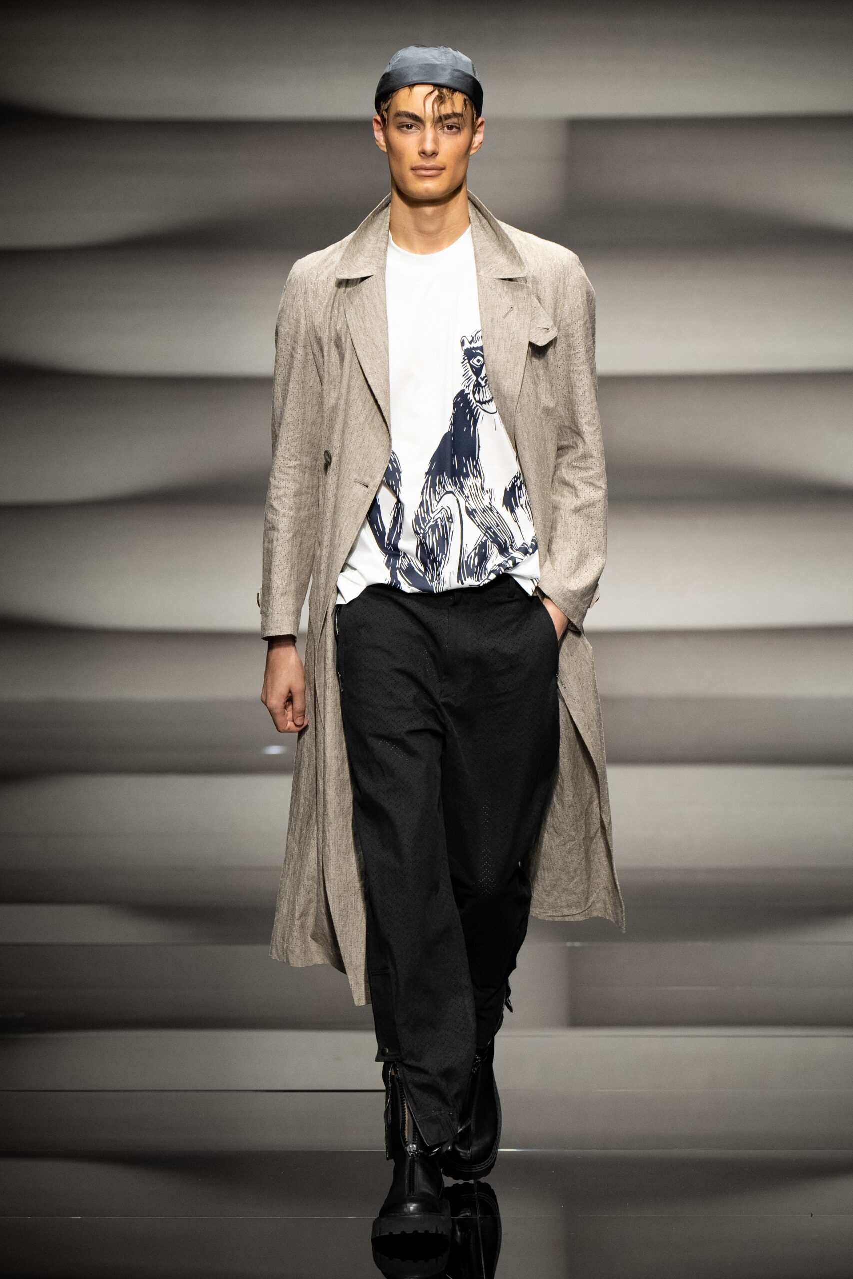 Emporio Armani S/S 23 Menswear Look 49