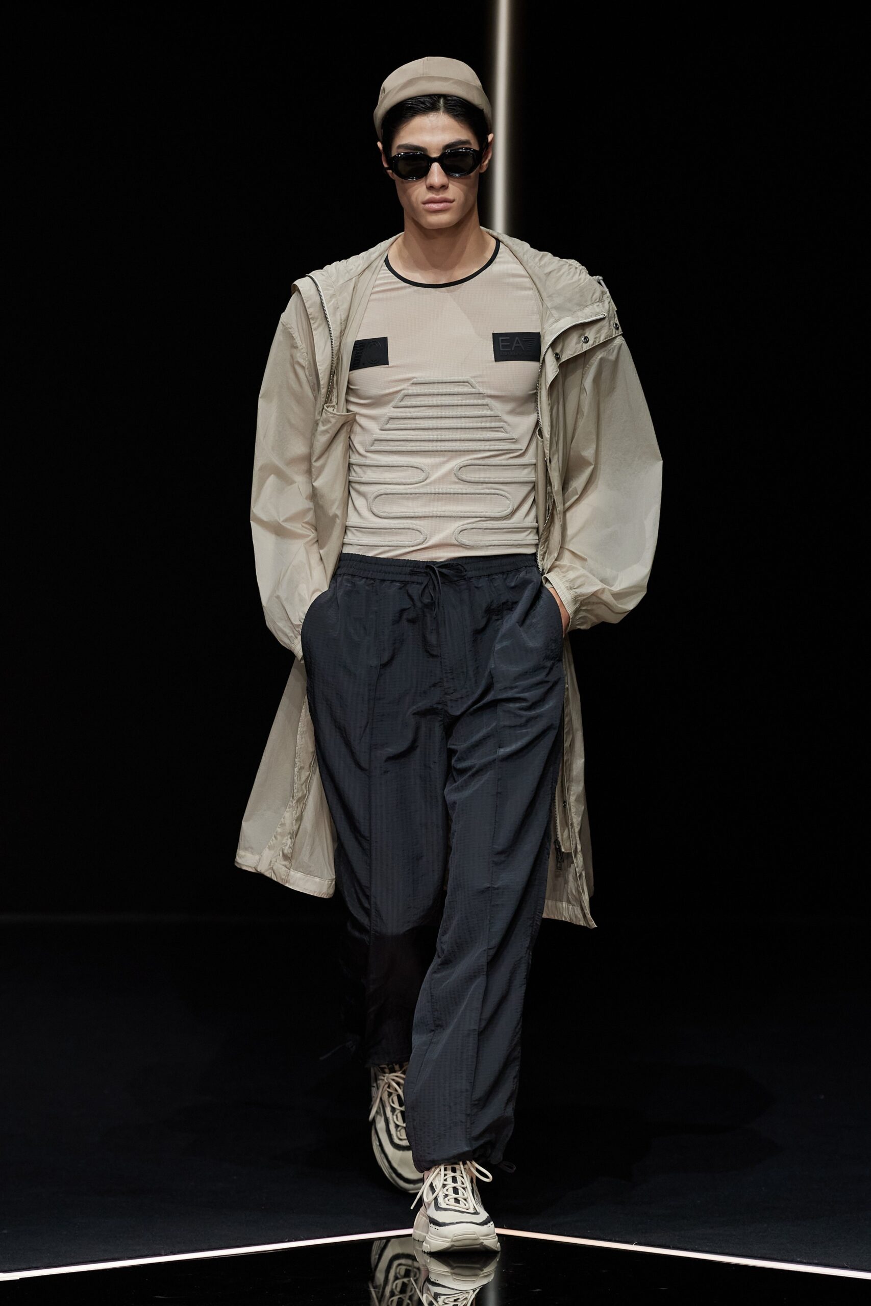 Emporio Armani S/S 24 Menswear Look 49