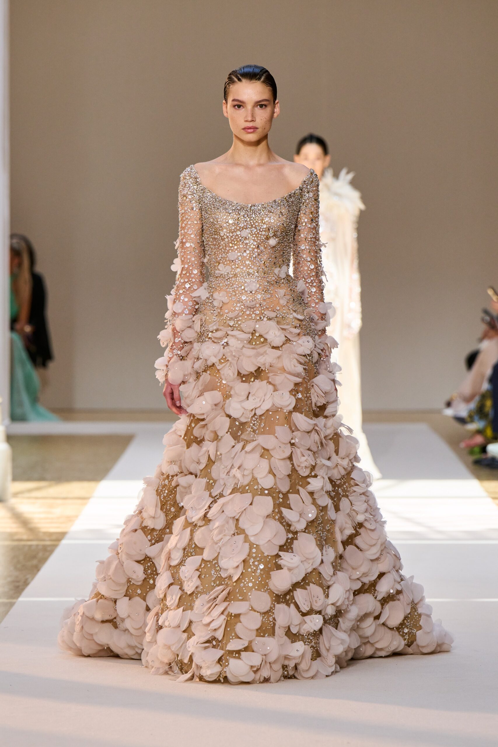 Elie Saab F/W 22 Couture Look 50