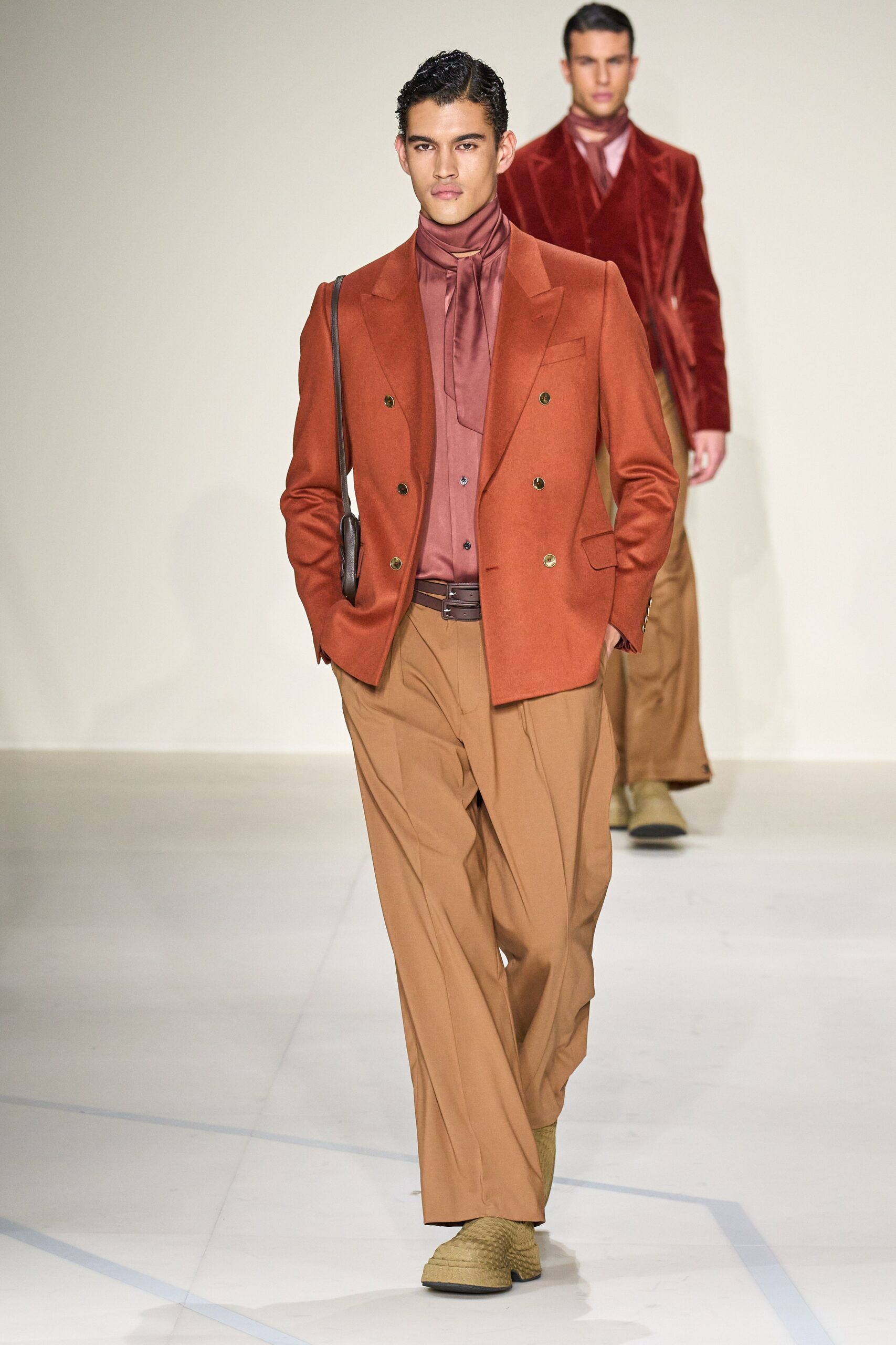 Emporio Armani F/W 23 Menswear Look 50