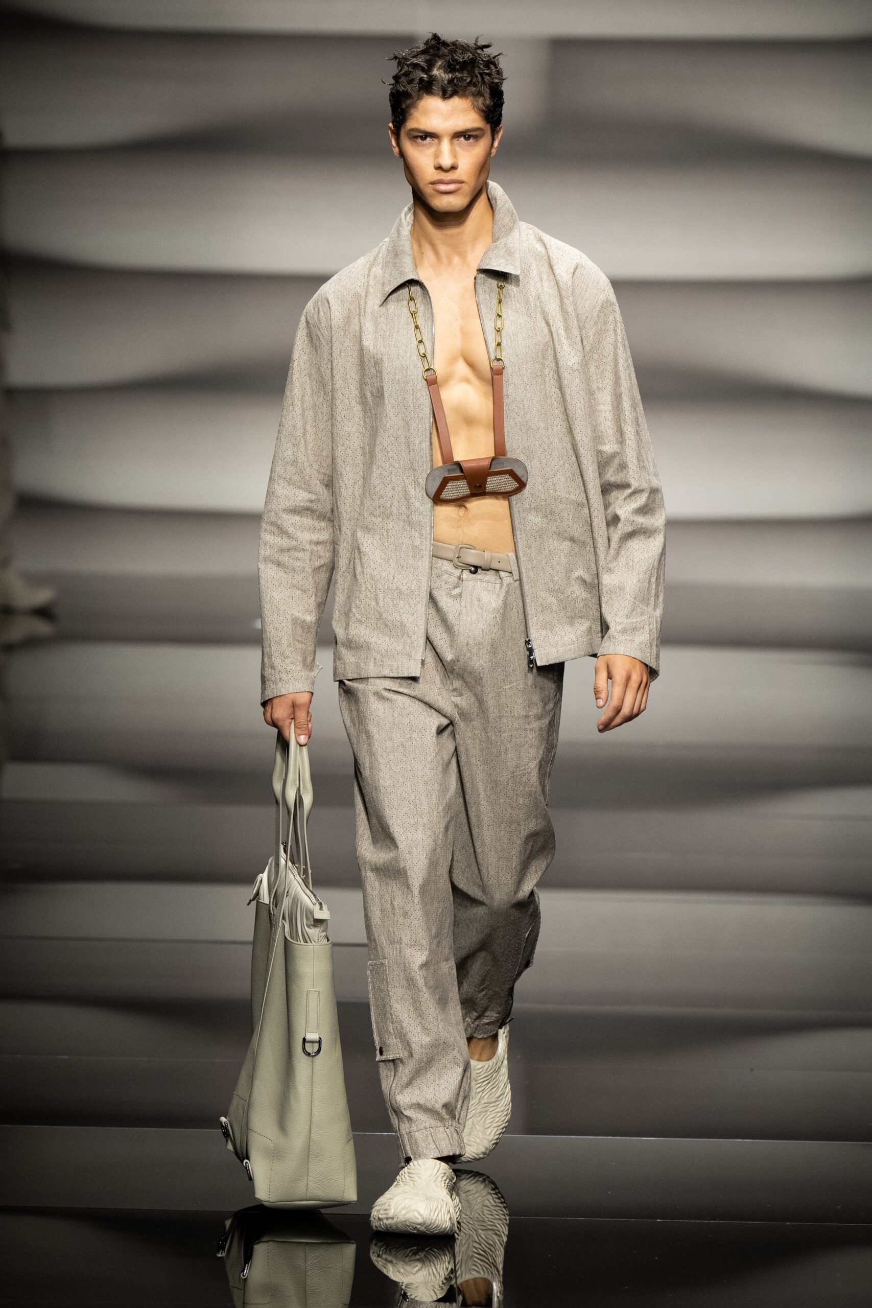 Emporio Armani S/S 23 Menswear Look 50