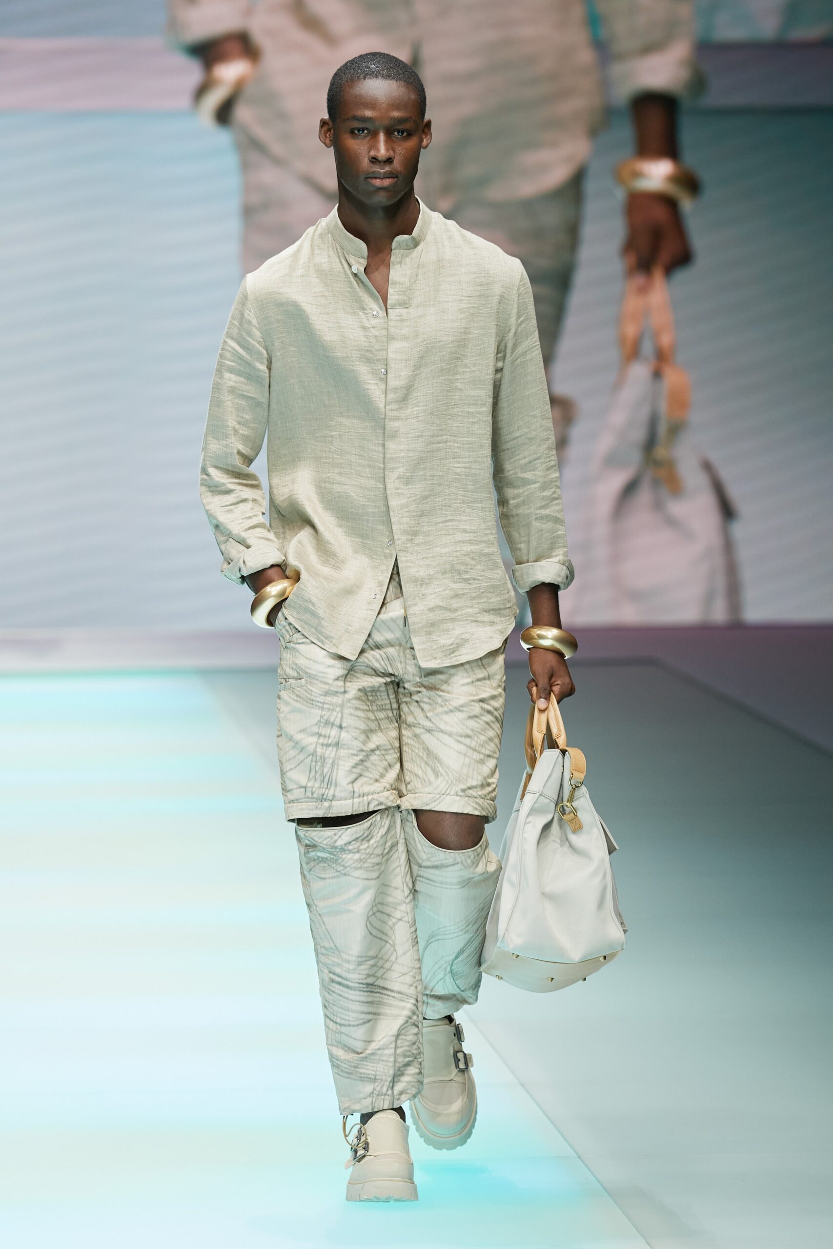 Emporio Armani S/S 22 Look 51