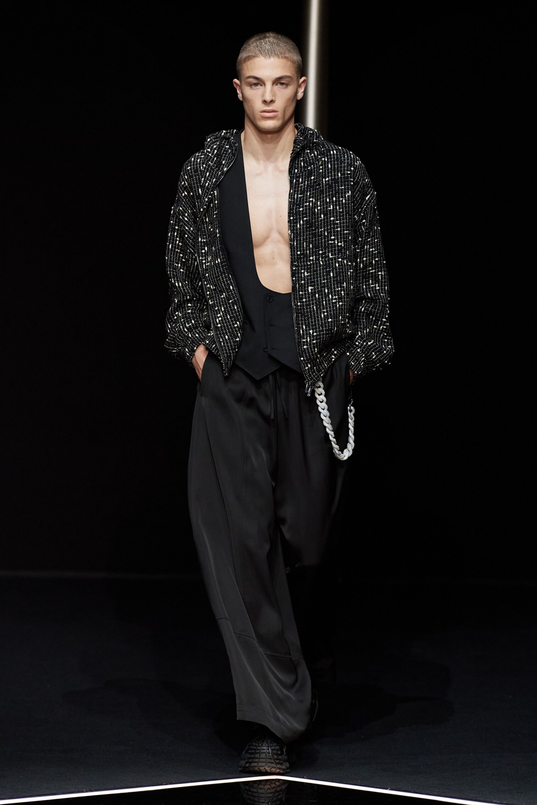 Emporio Armani S/S 24 Menswear Look 51
