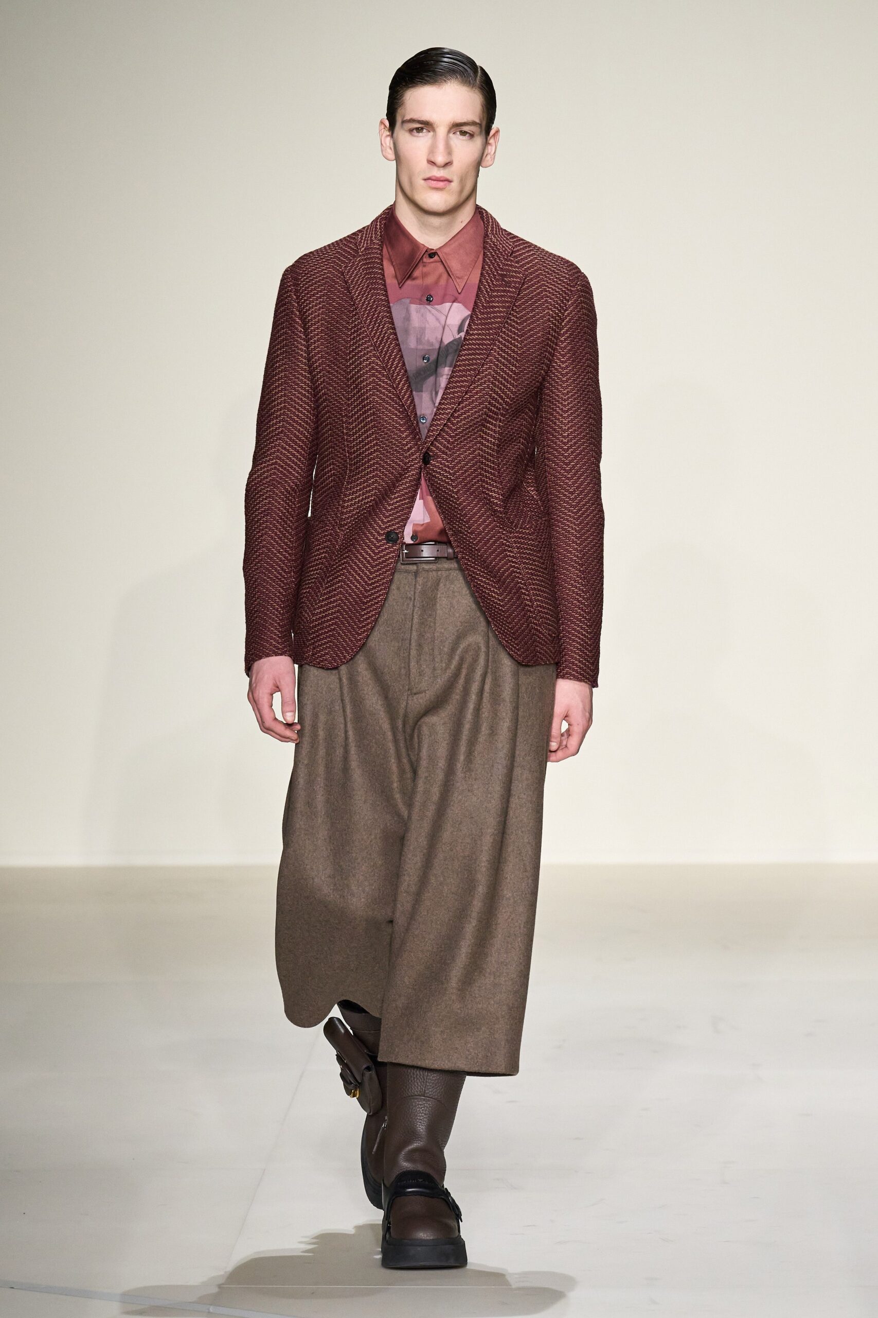 Emporio Armani F/W 23 Menswear Look 52