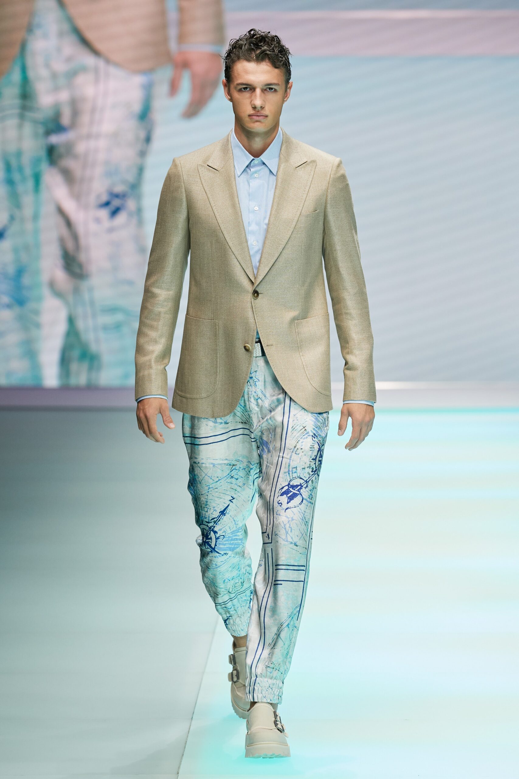 Emporio Armani S/S 22 Look 53