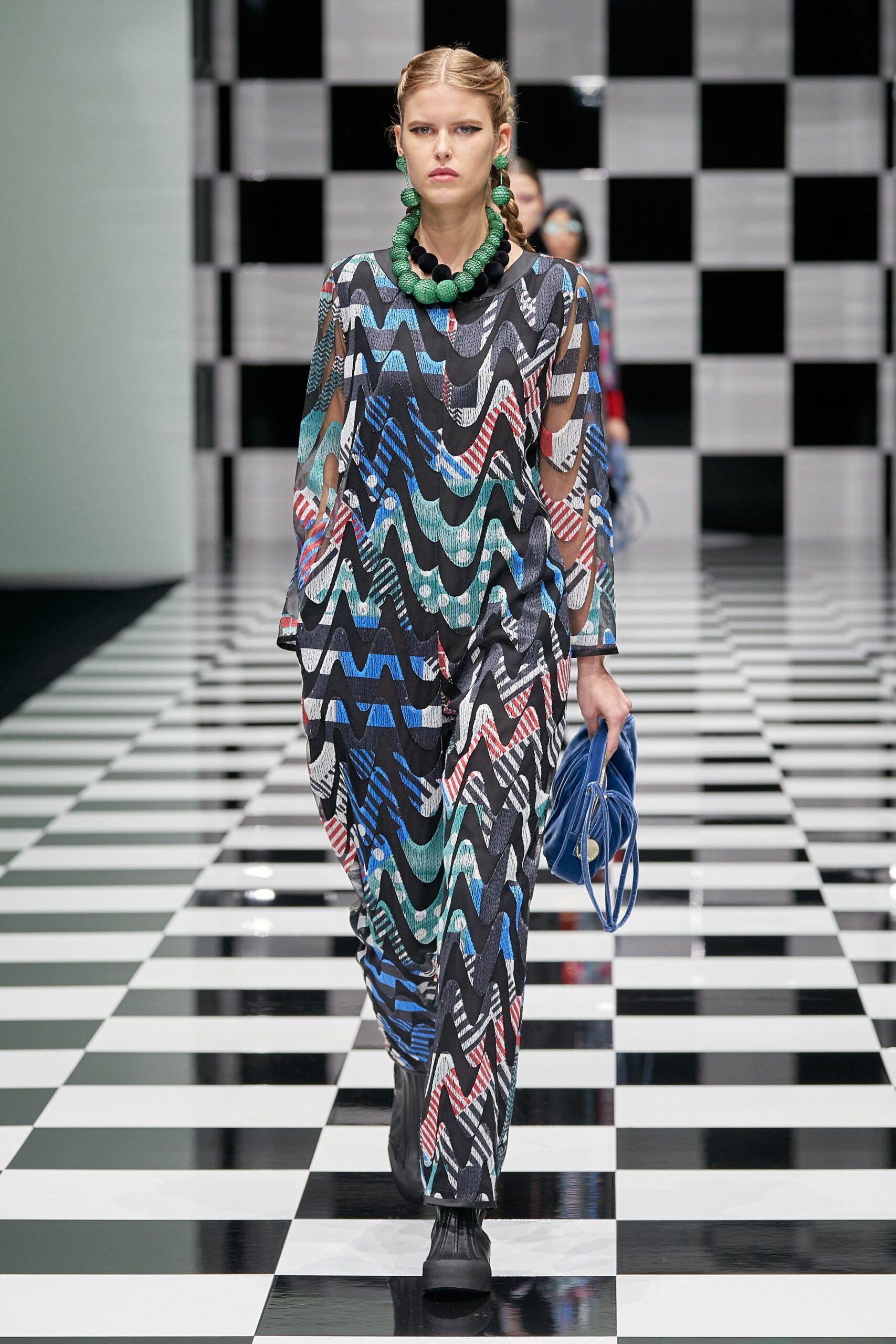 Emporio Armani F/W 22 Look 53