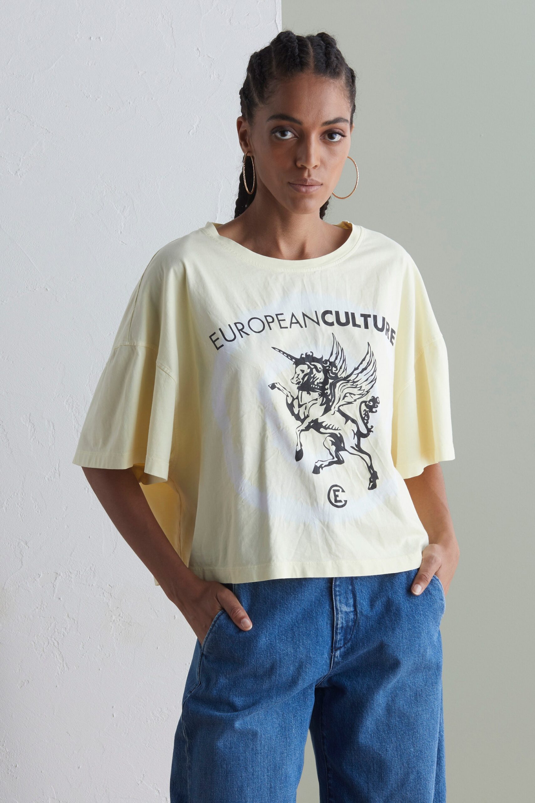European Culture S/S 22 Look 54