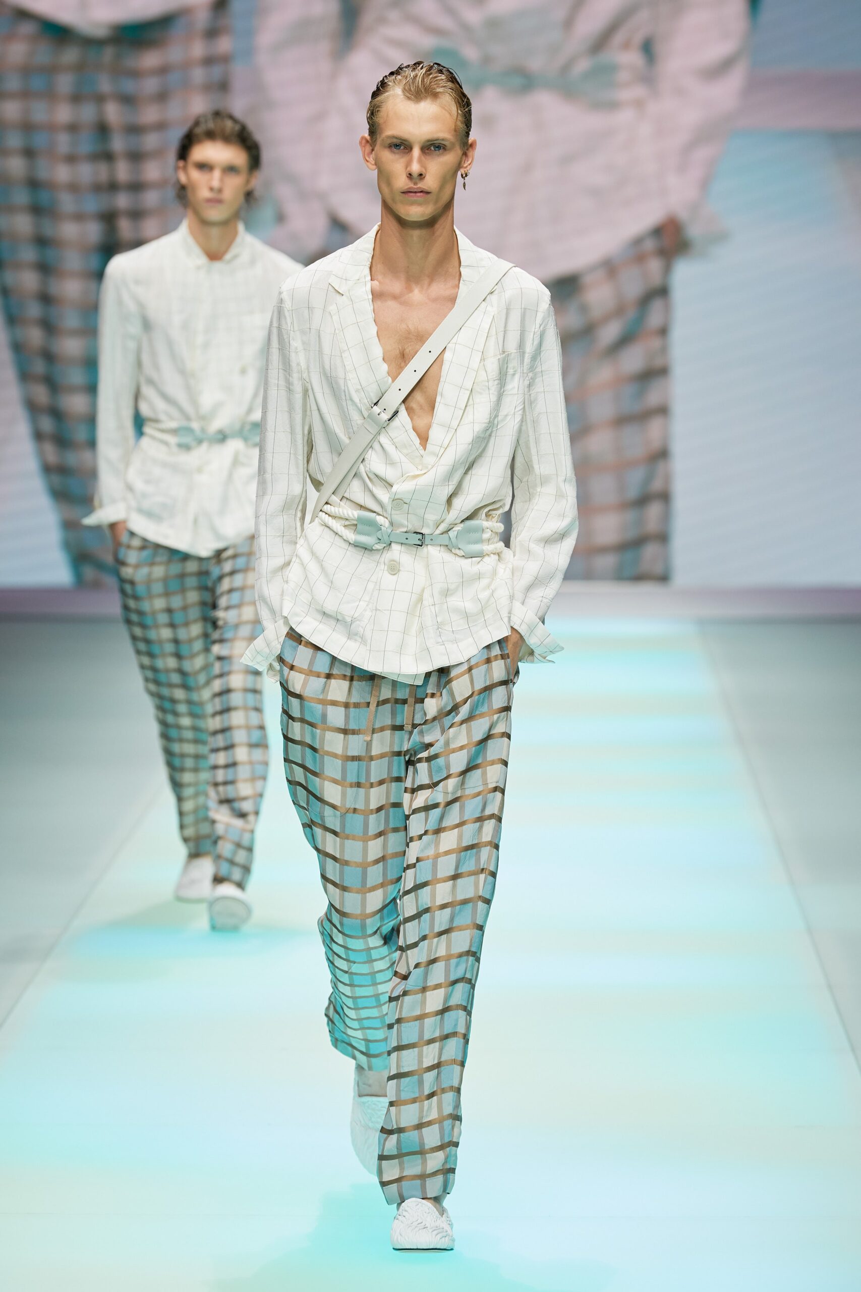 Emporio Armani S/S 22 Look 55