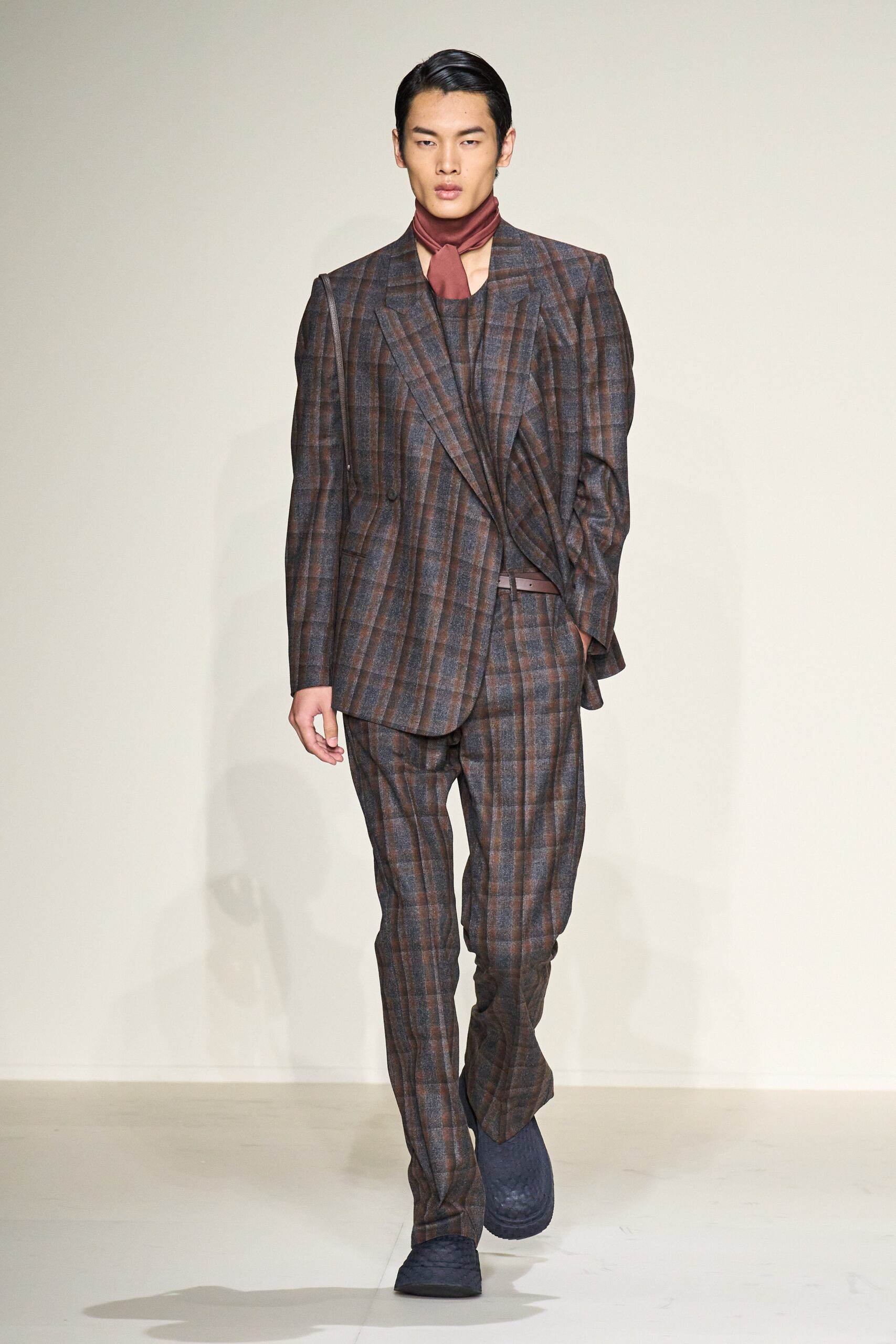 Emporio Armani F/W 23 Menswear Look 55