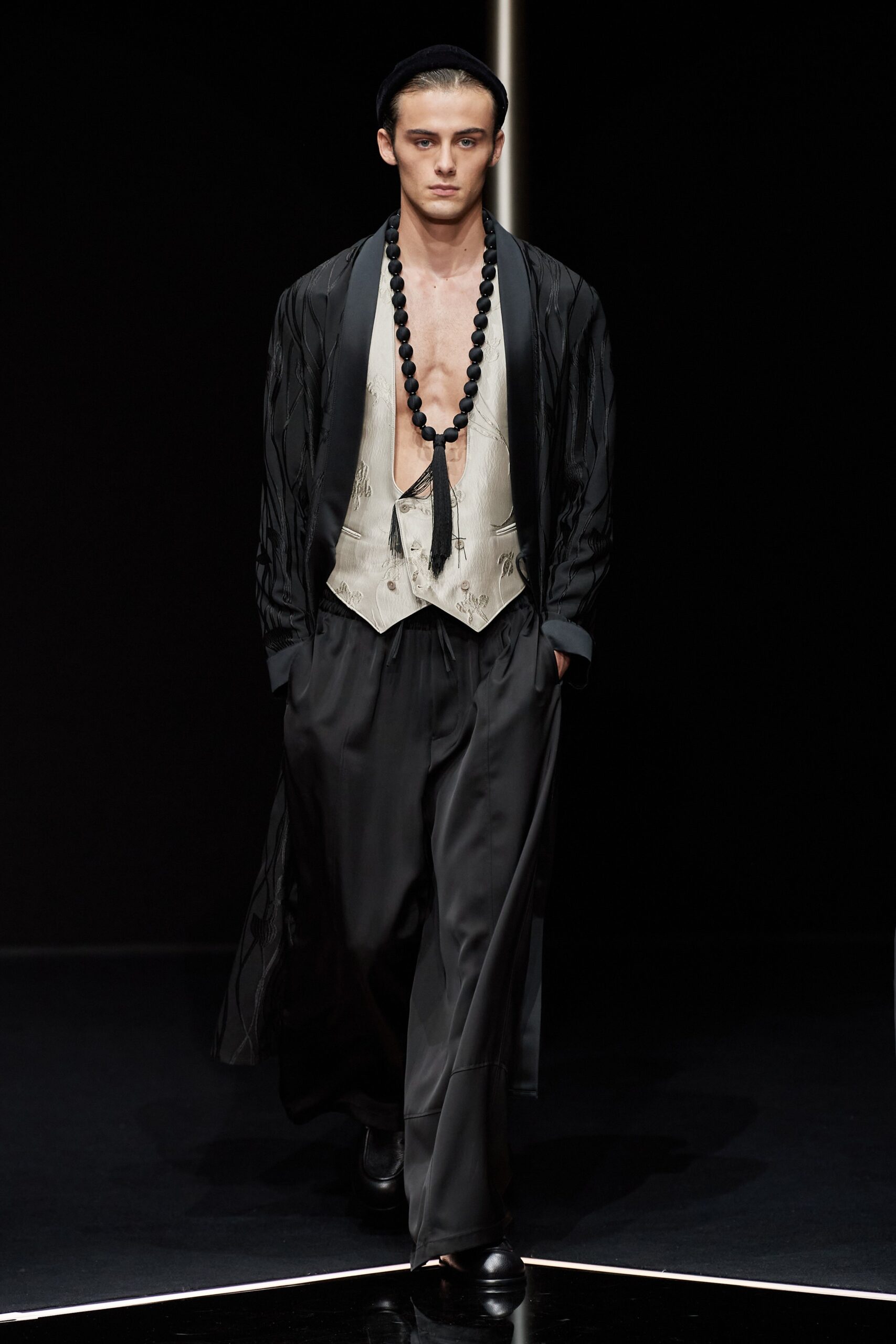 Emporio Armani S/S 24 Menswear Look 55