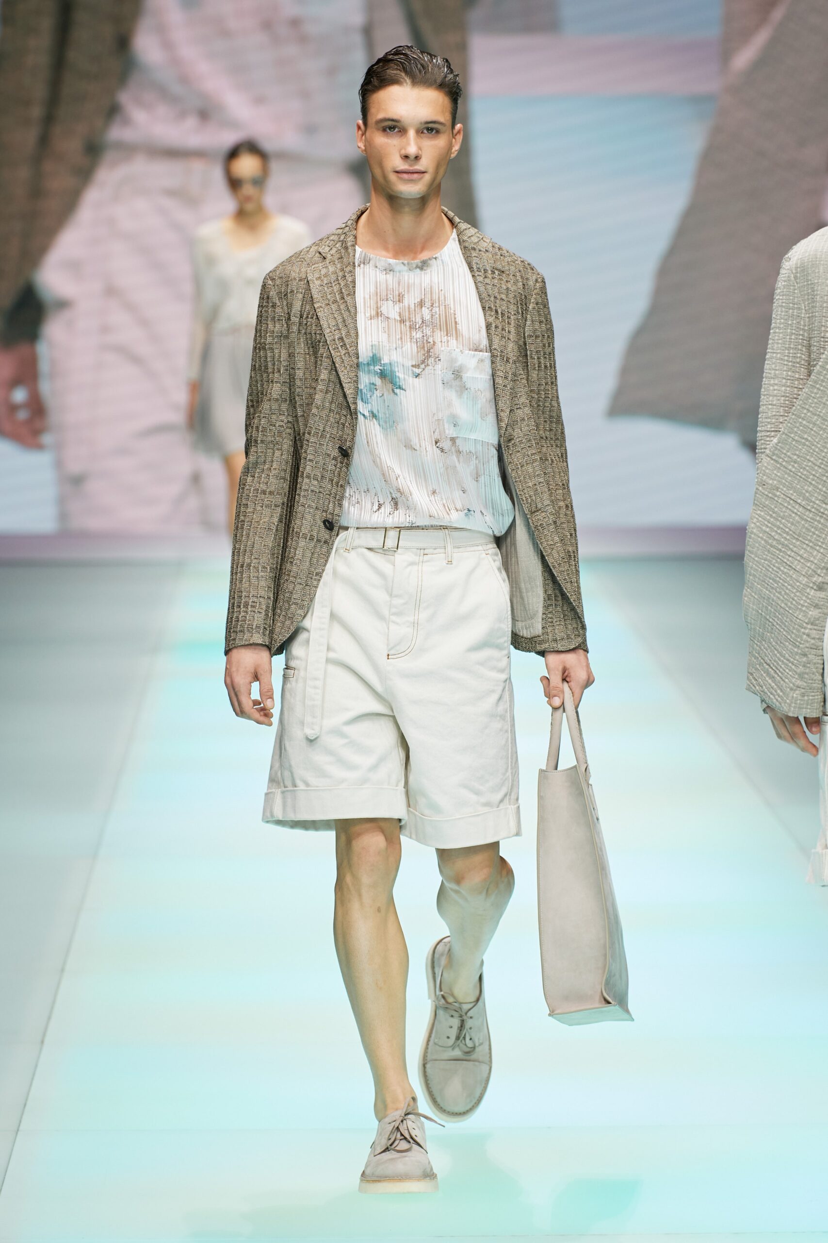 Emporio Armani S/S 22 Look 57