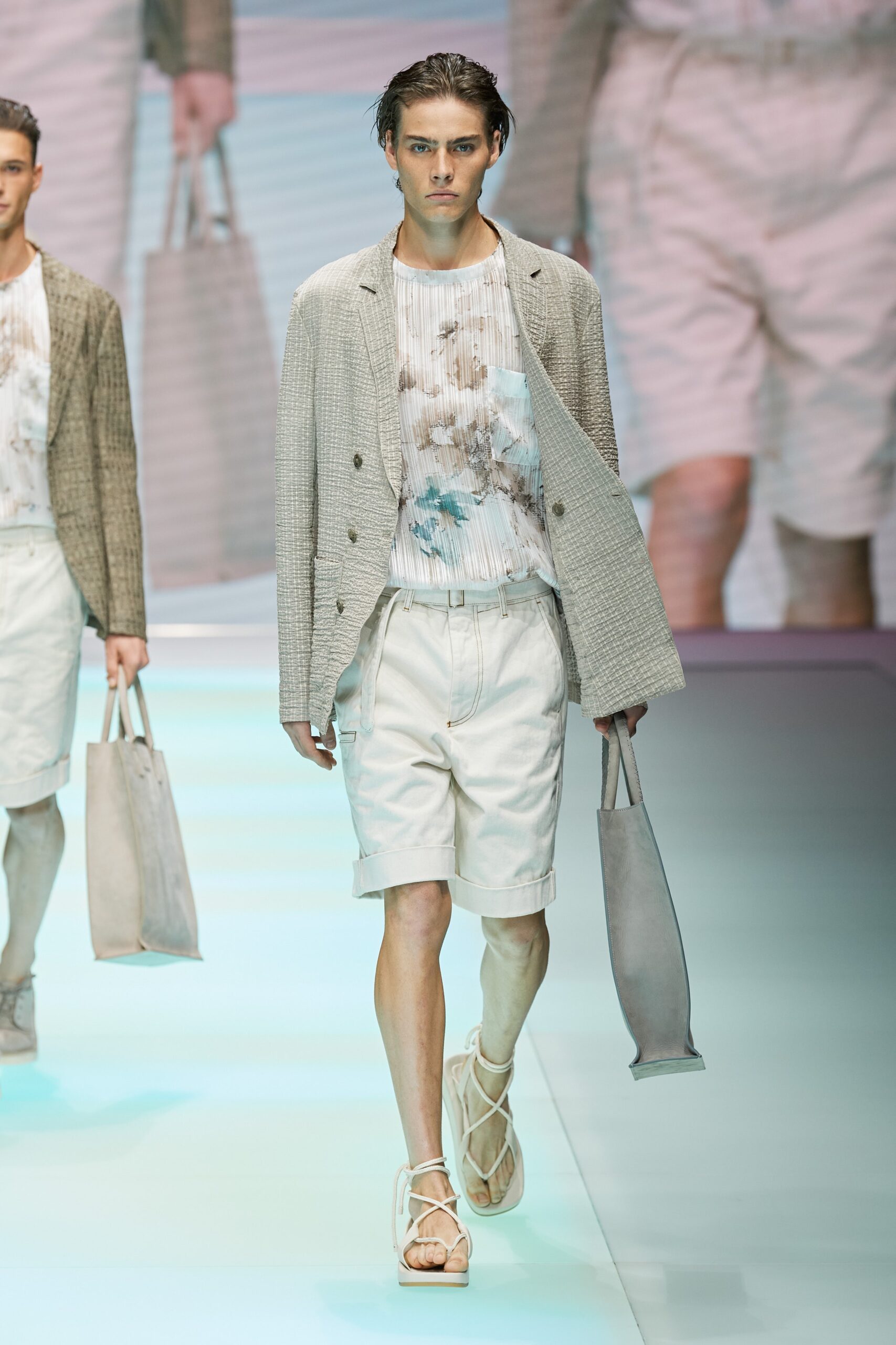 Emporio Armani S/S 22 Look 58