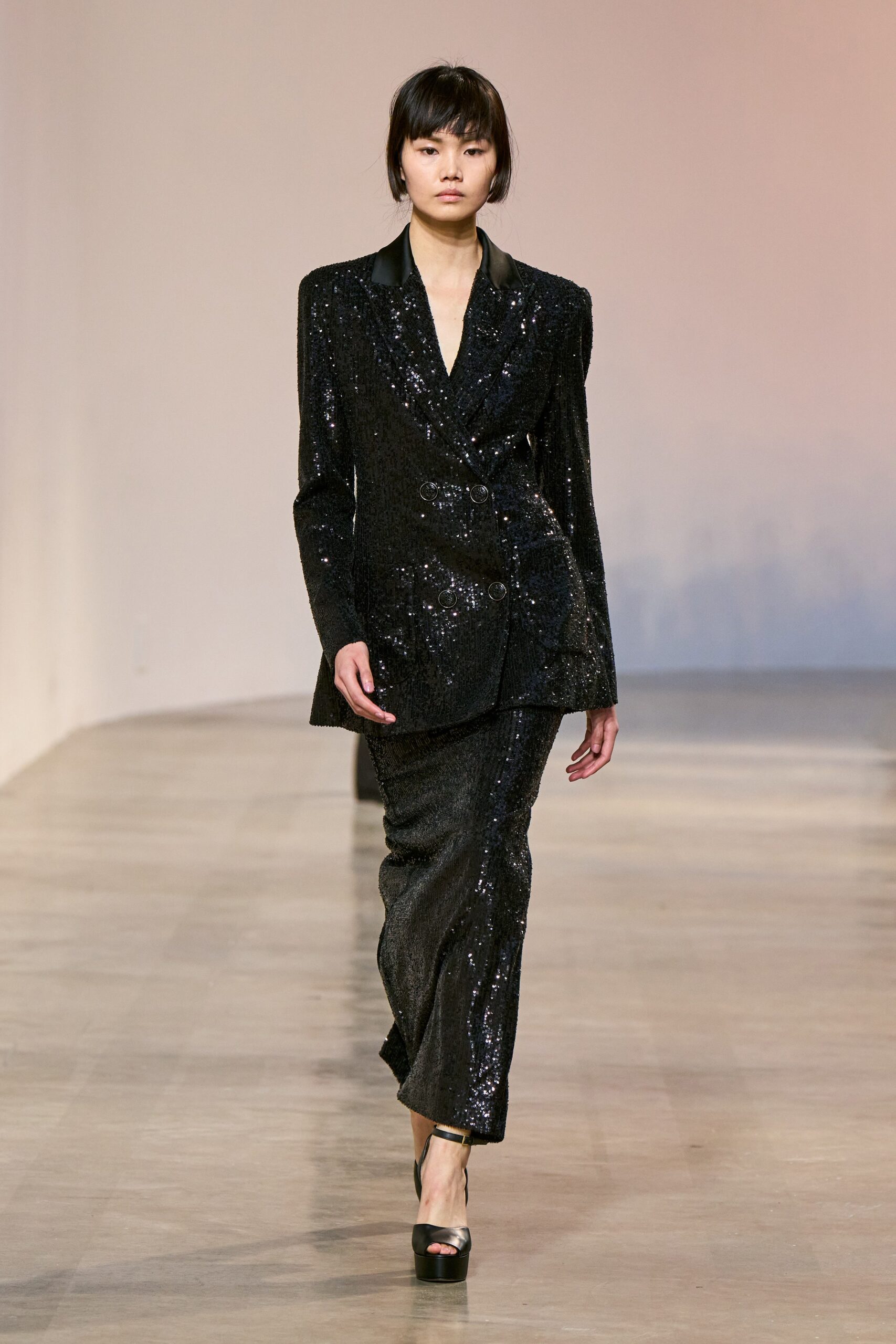 Elie Saab F/W 22 Look 57