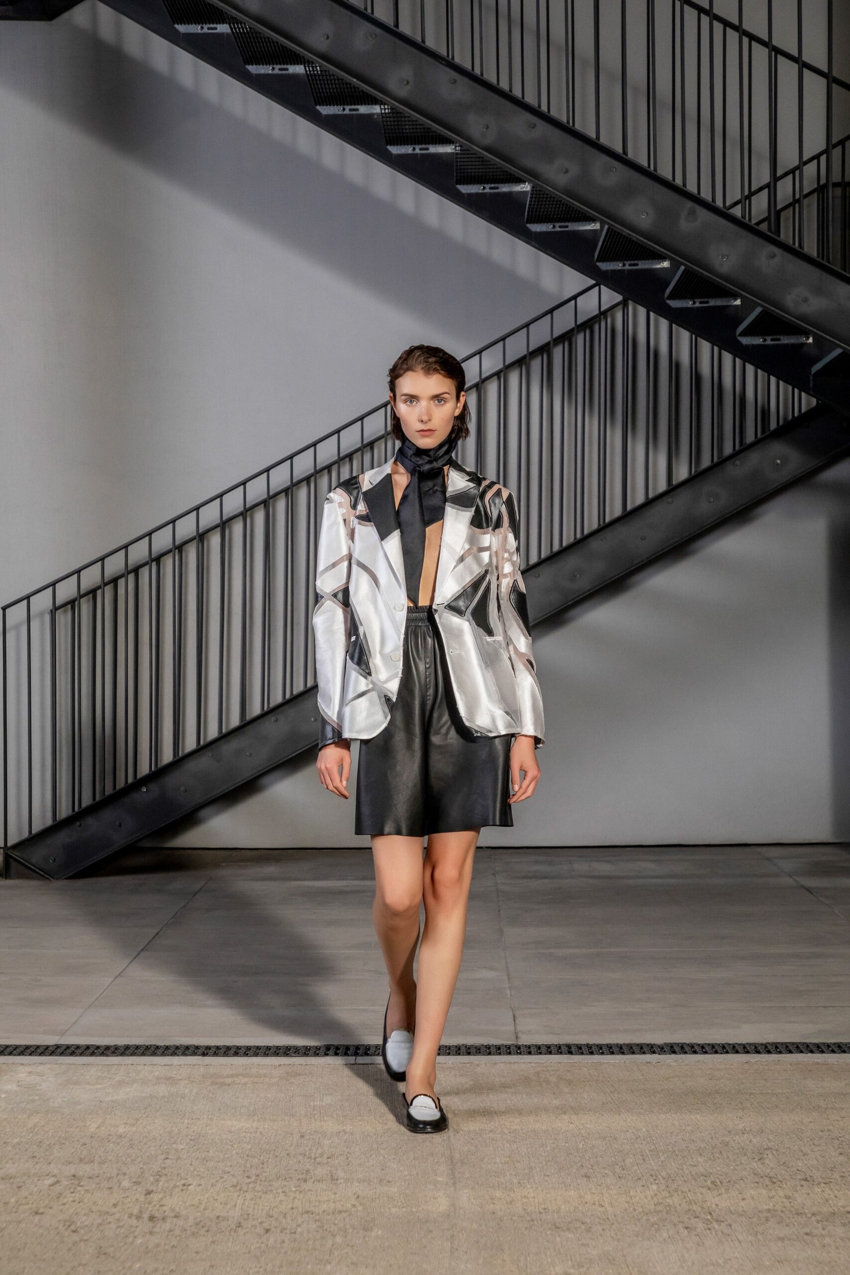 Emporio Armani S/S 21 Look 59
